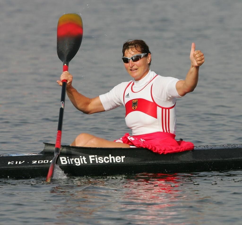 10. Birgit Fischer: 12 medallas.