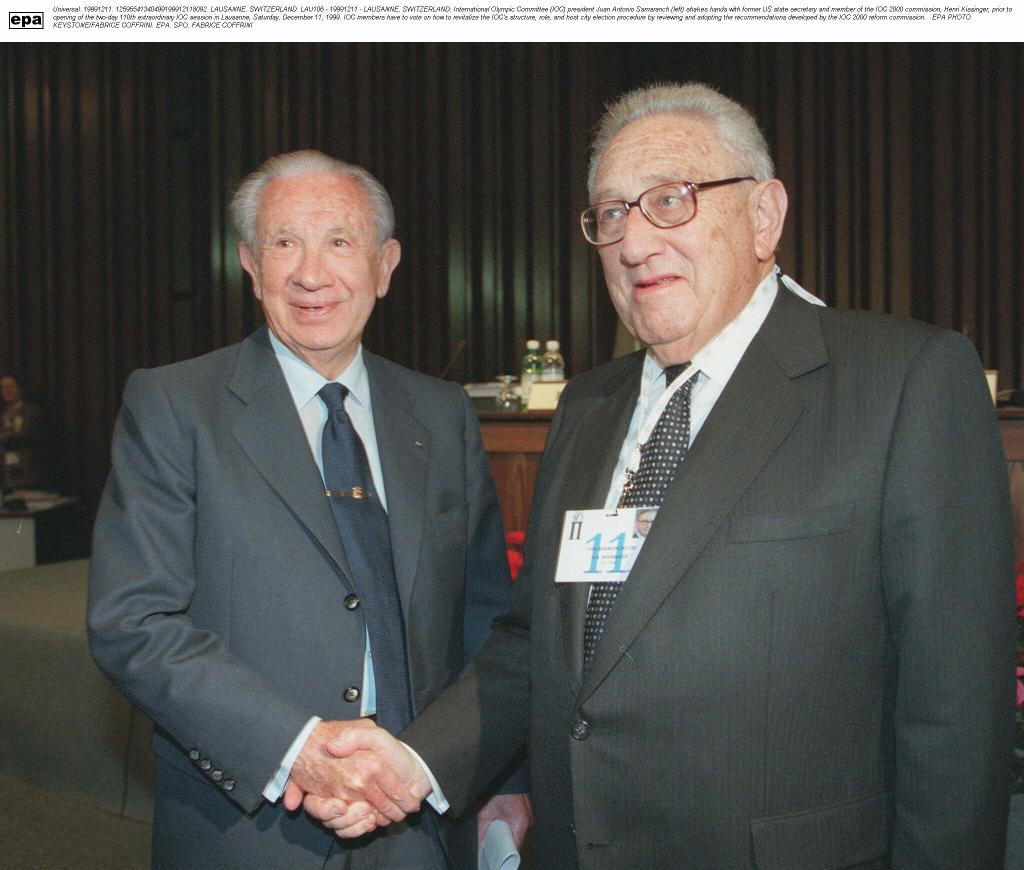 Juan Antonio Samaranch y Henry Kissinger