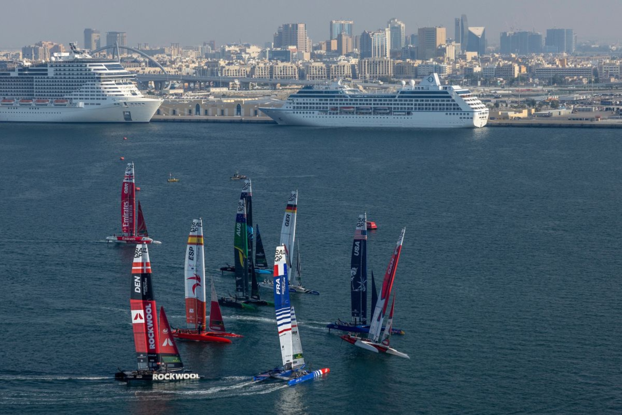 Una de las carreras del Emirates Dubai Sail Grand Prix.