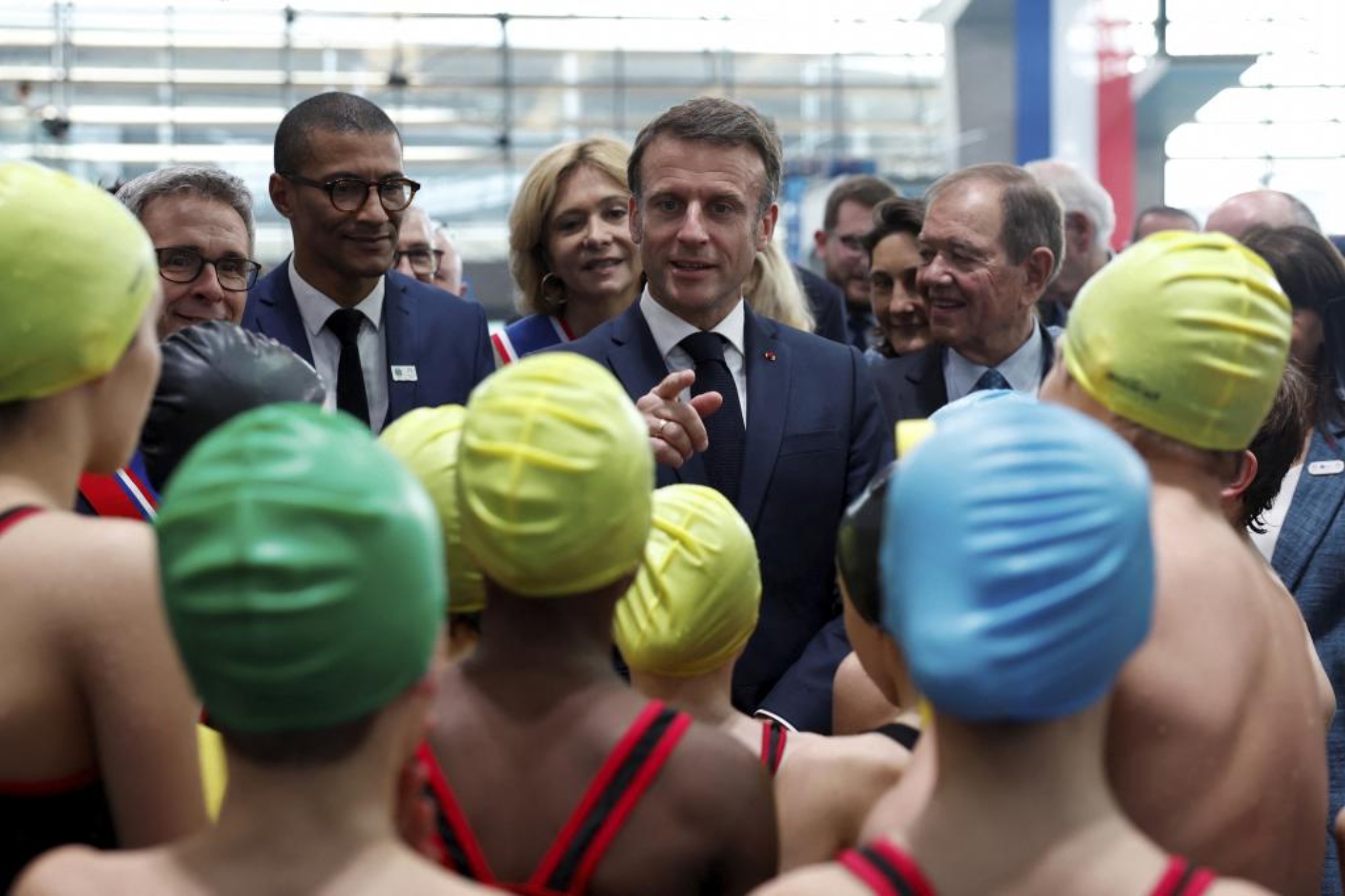 El presidente de Francia, Macron, en la inauguración del Centro acuático