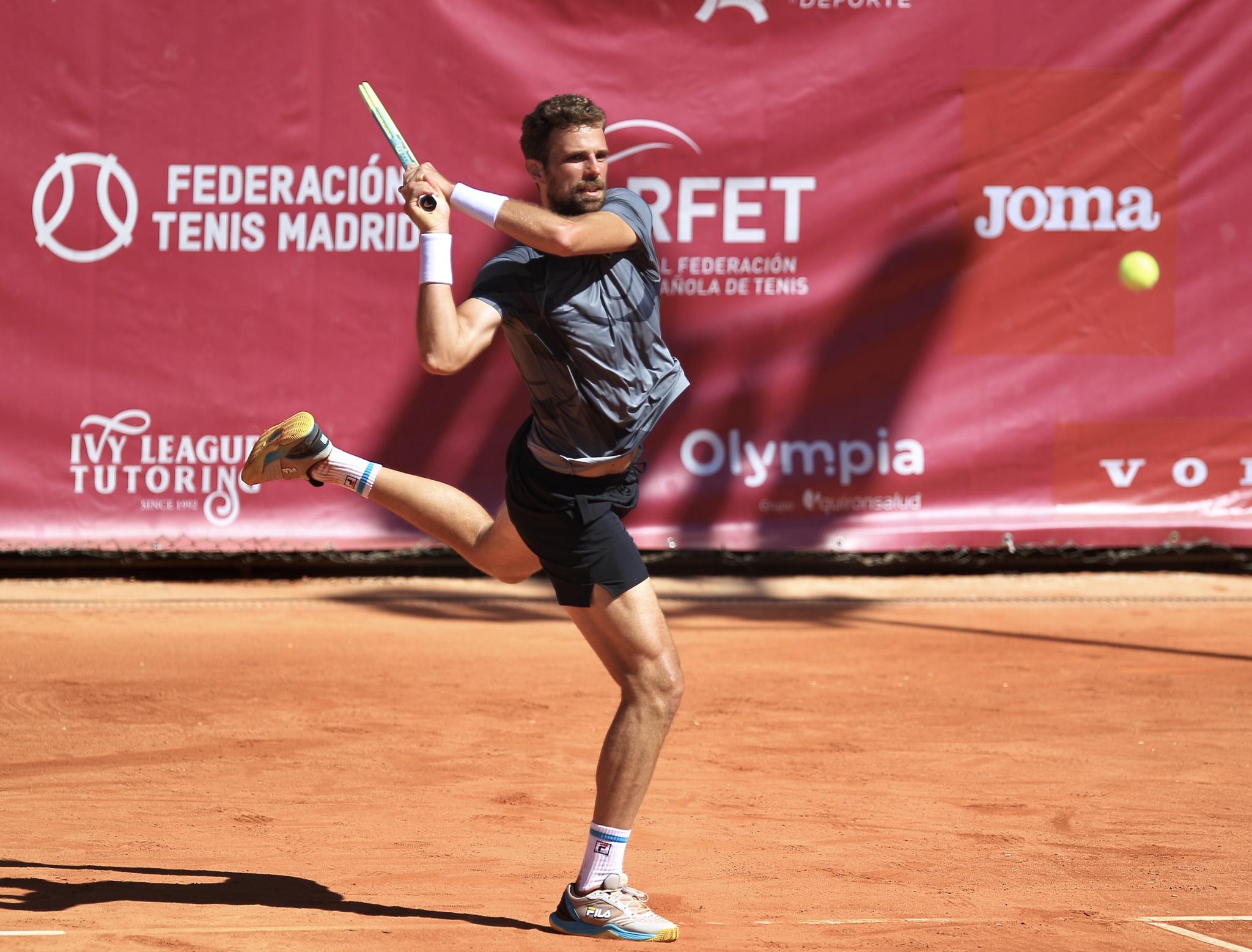 Tenis fila en madrid best sale