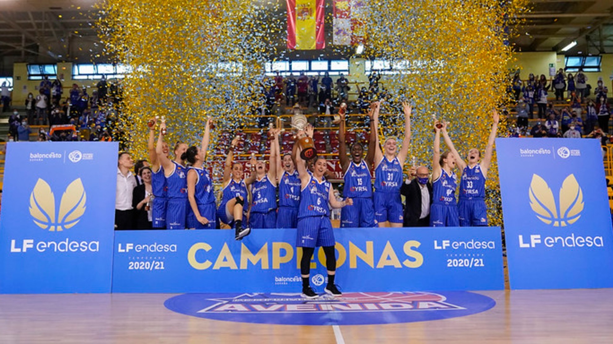 Avenida tumba al Valencia y se lleva la Liga Femenina Endesa