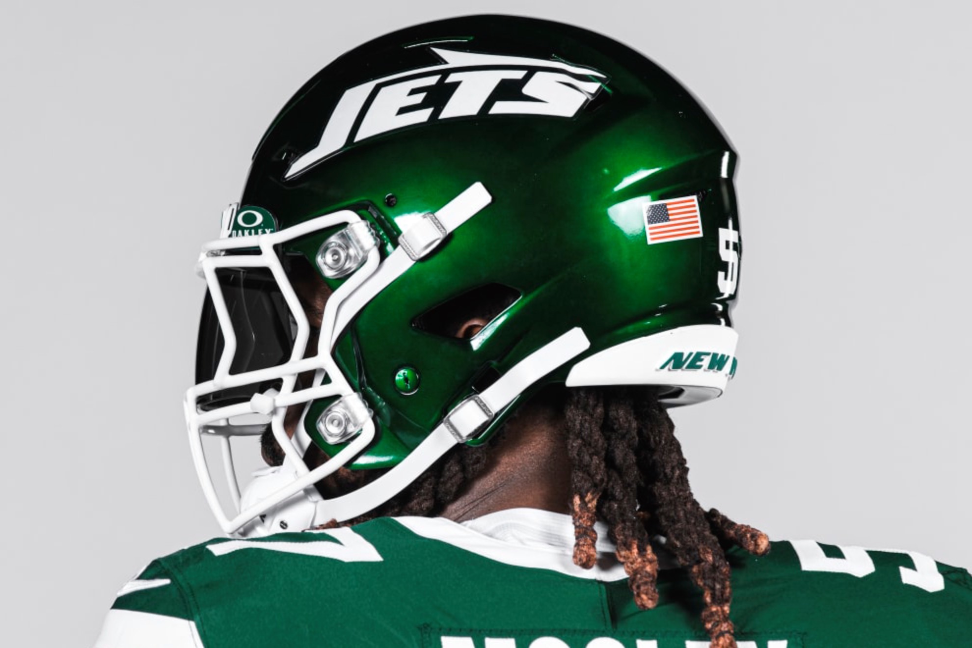 Un ex empleado demanda a los Jets por usar su logo | Marca