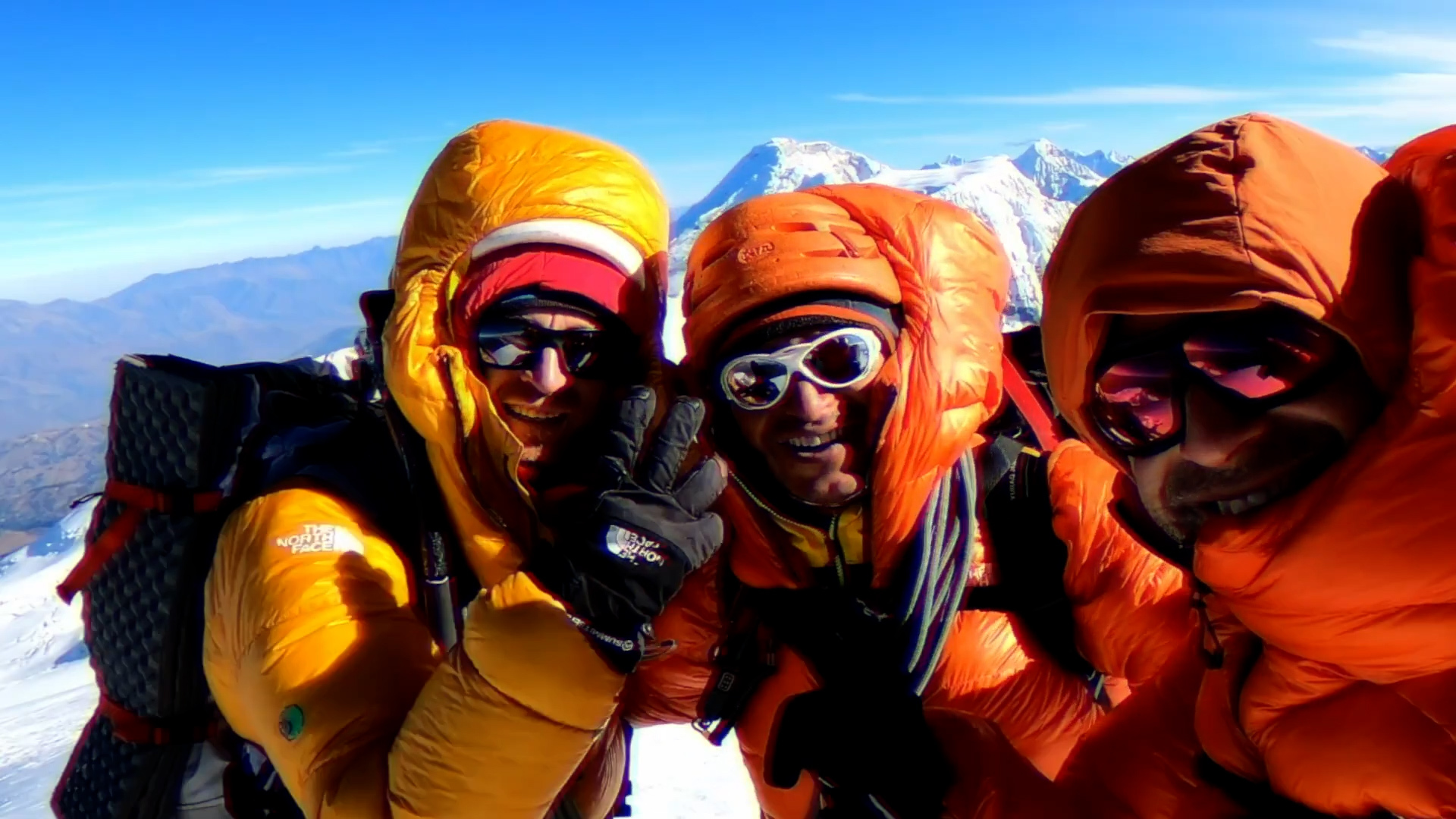 Abren  'Puro Floro'  en la cara sureste del Copa de 6.190 m, en la Cordillera Blanca peruana