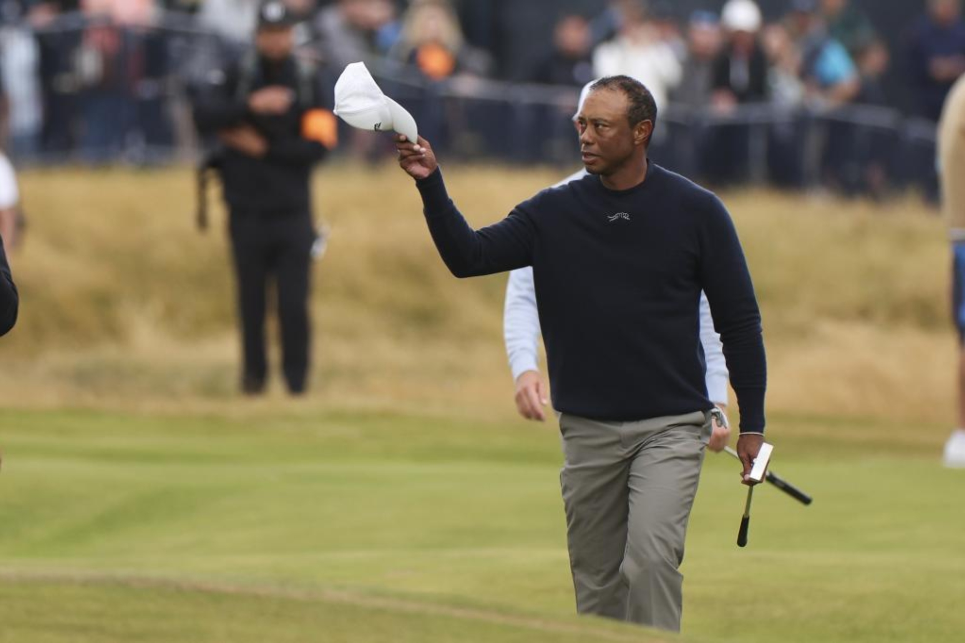 Tiger Woods (48) se despide del Royal Troon.