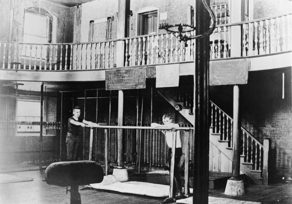 El baloncesto cumple 130 años: el gran invento de James Naismith cuyo