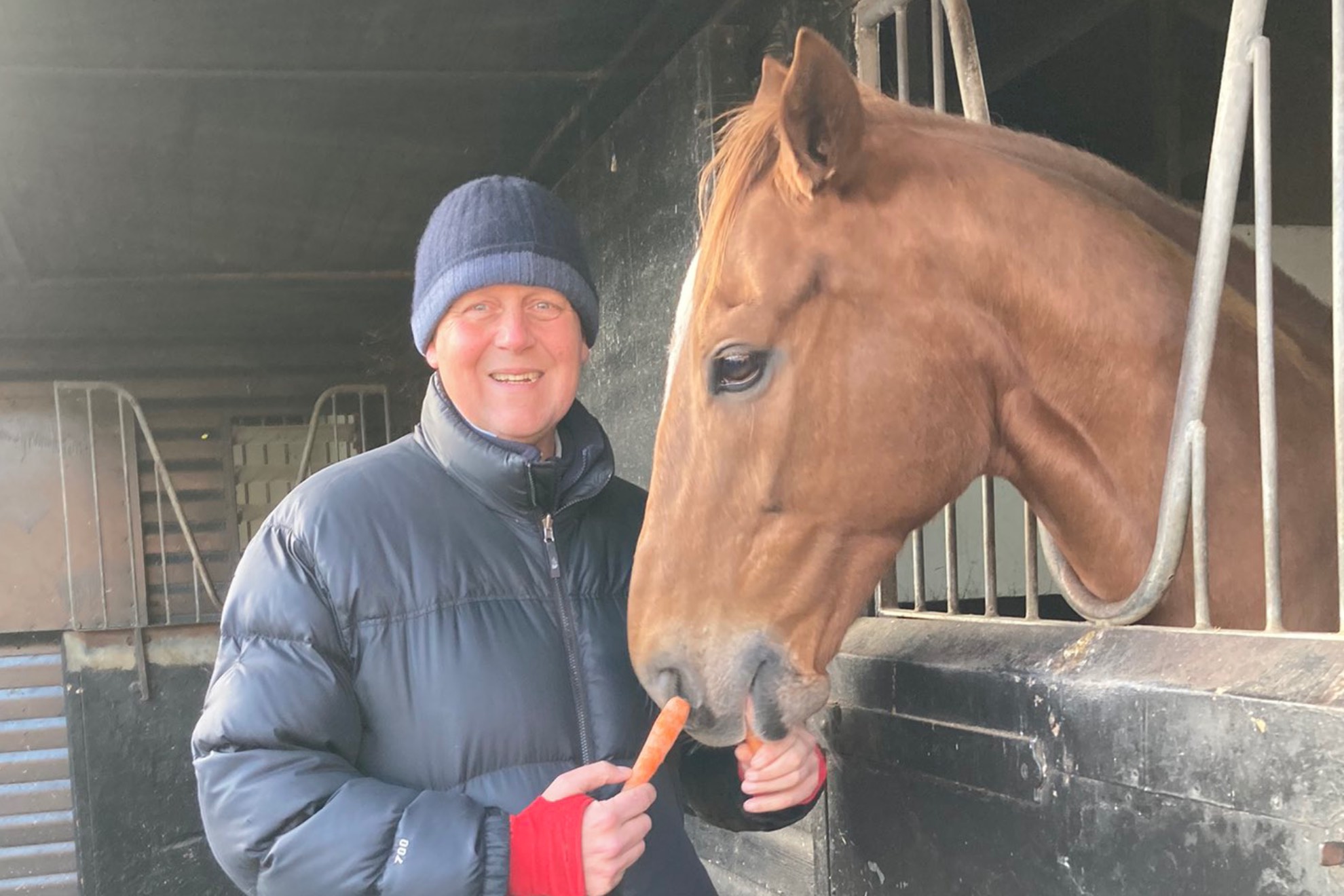 Ed Dunlop con uno de sus caballos favoritos