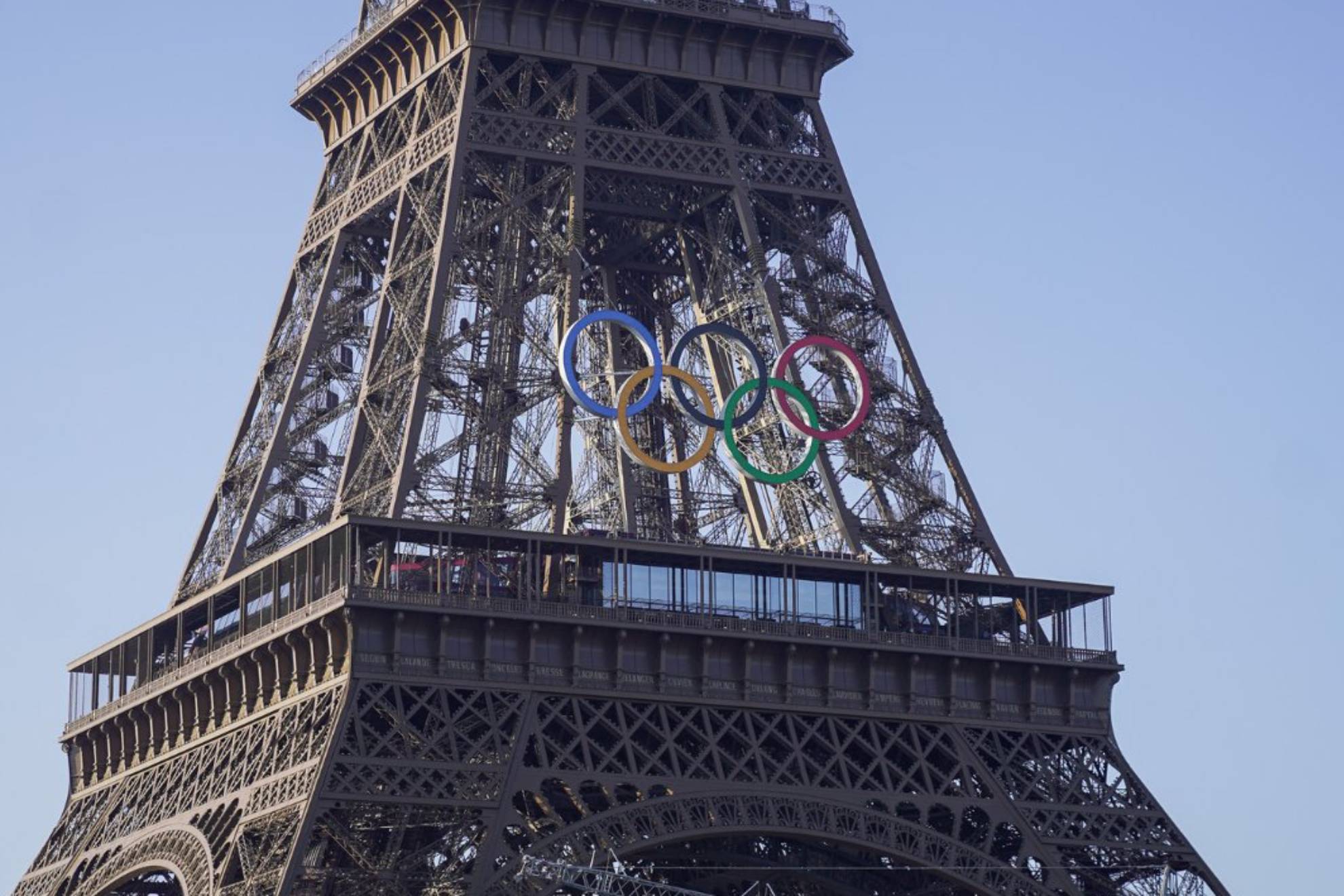 Los anillos olímpicos se quedarán en París