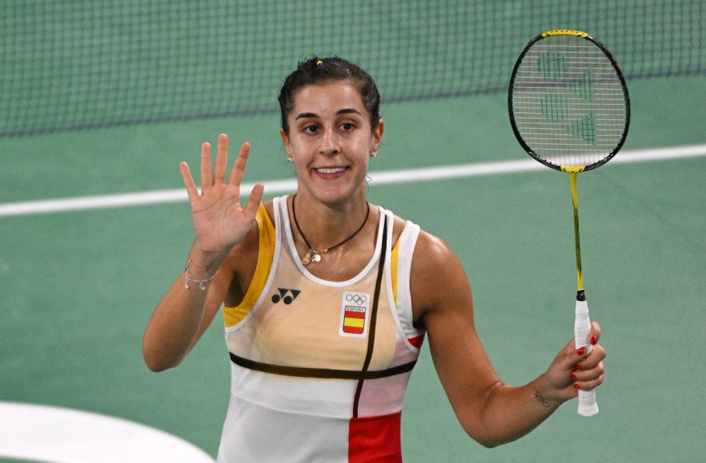  Carolina Marin da Espanha comemora vitória contra Rachael Carragh da Irlanda CAROLINE BLUMBERG