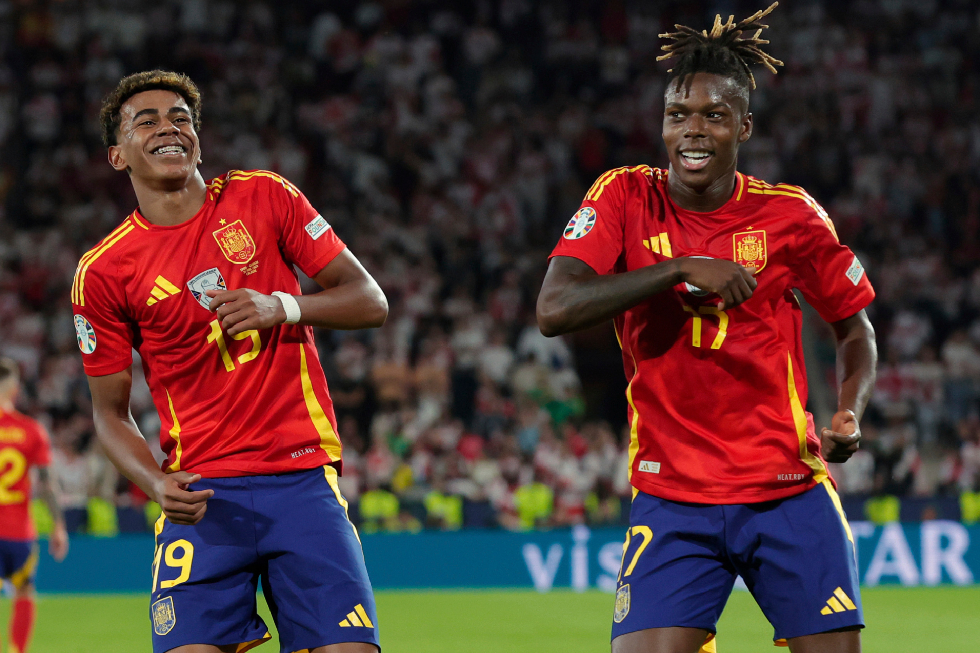 Lamine Yamal: "Claro que me gustaría jugar con Nico Williams"