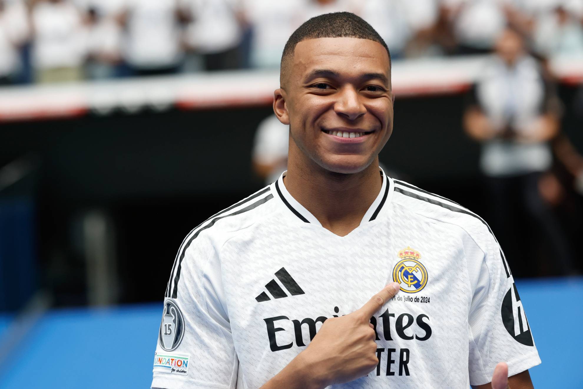 ¡Locura por la camiseta del Real Madrid de Mbappé!