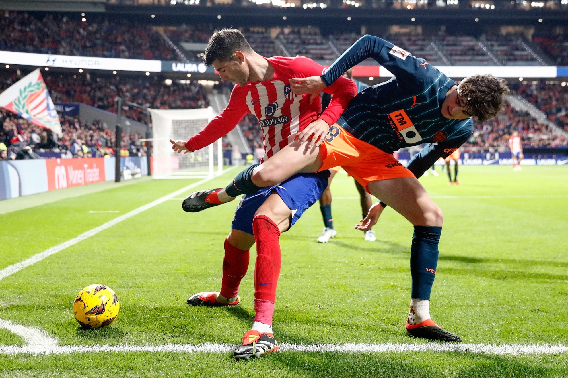 Javi Guerra viajaba a Madrid para firmar con el Atlético... pero hay