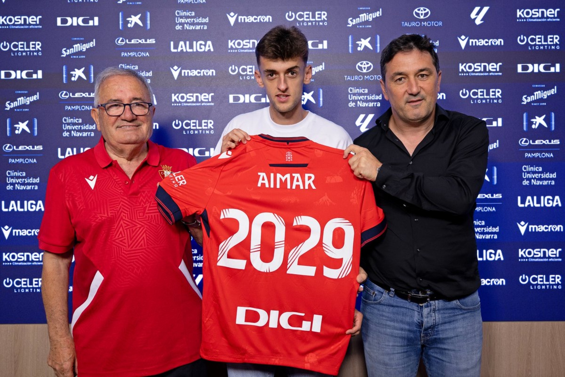 Aimar Oroz: "Ha sido un verano muy bonito y caótico a la vez, estoy un poco  saturado pero contento" | Marca