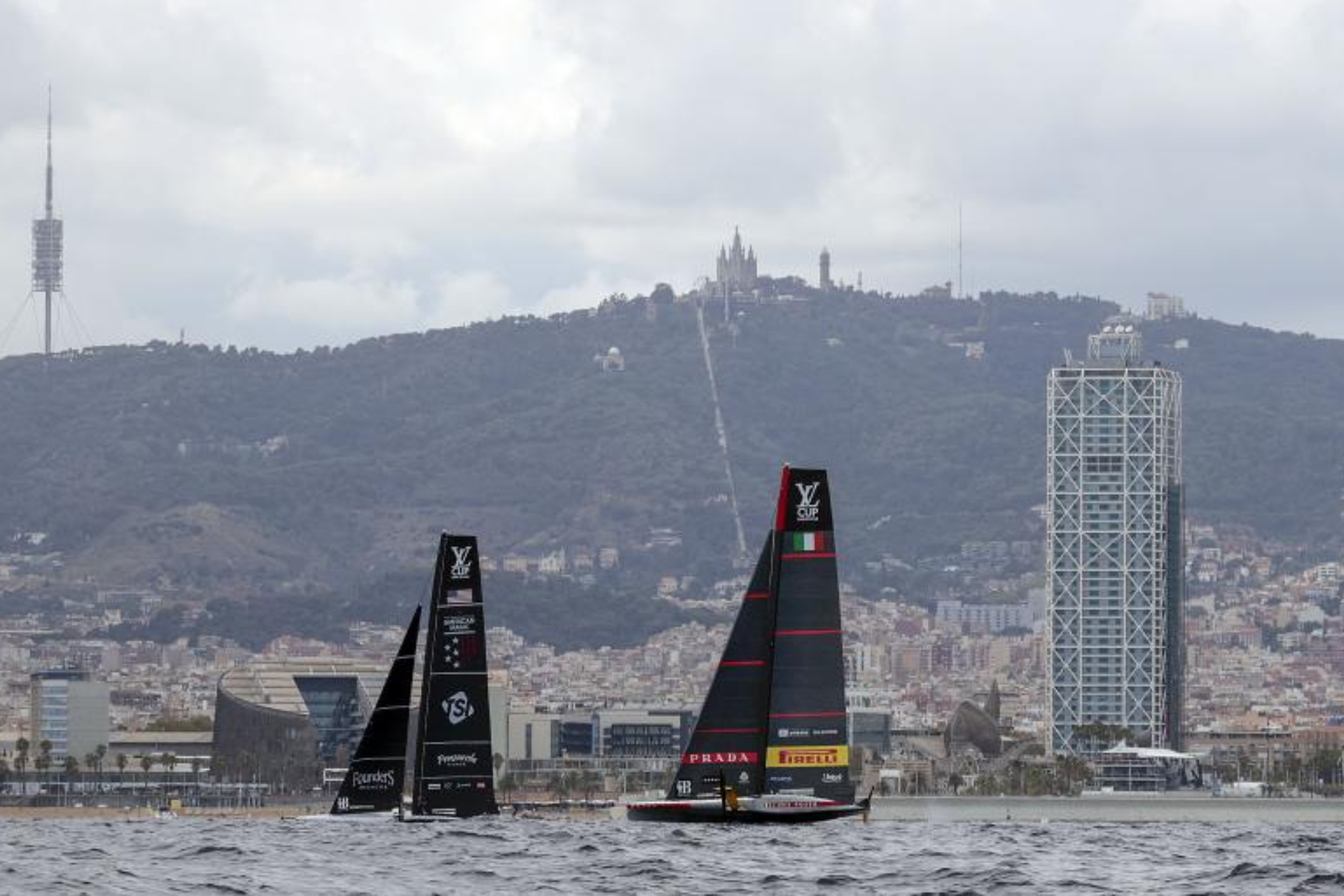 El NYYC American Magic y el Luna Rossa, en competición.