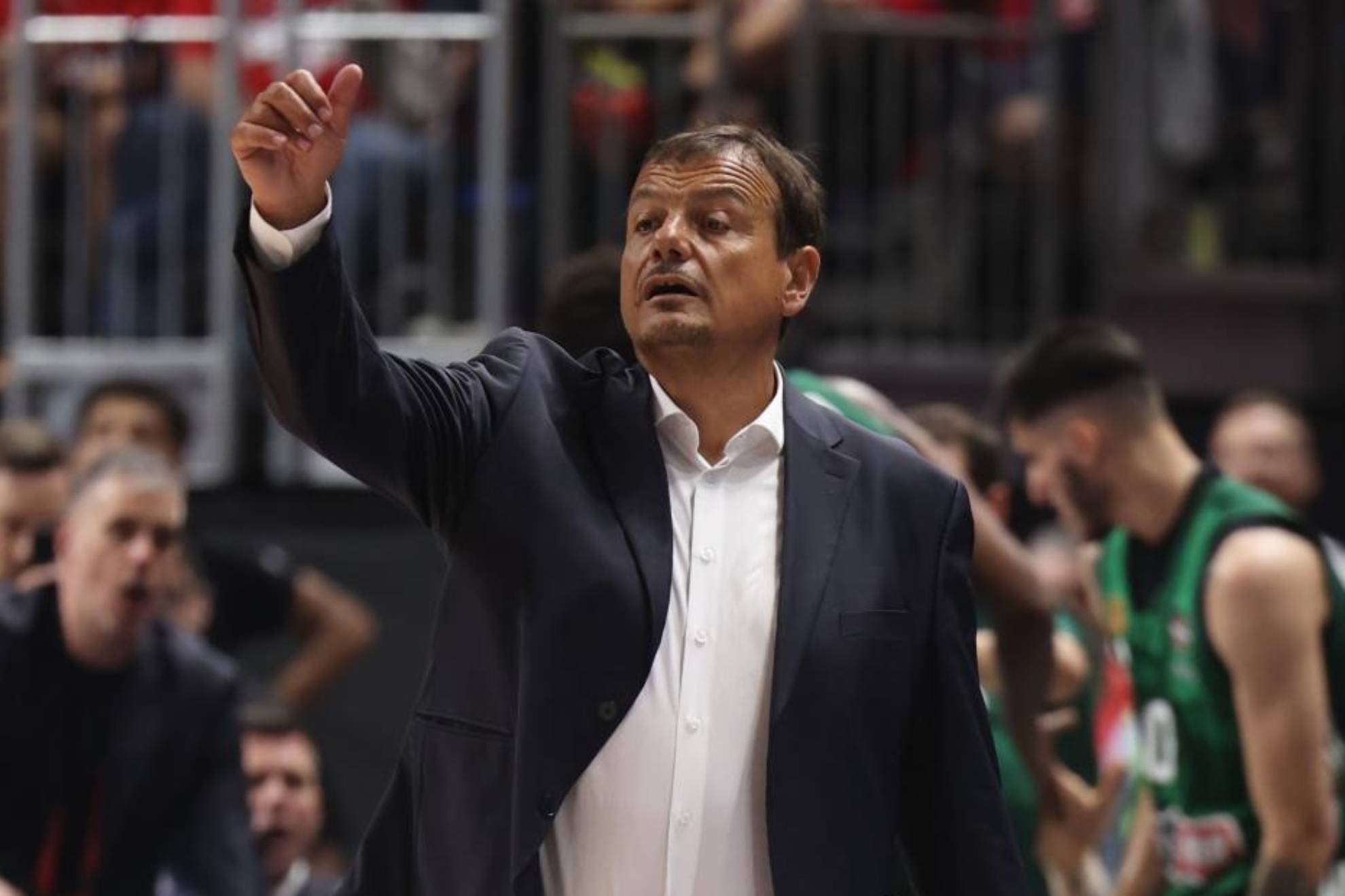 Ergin Ataman, durante partida do Panathinaikos.