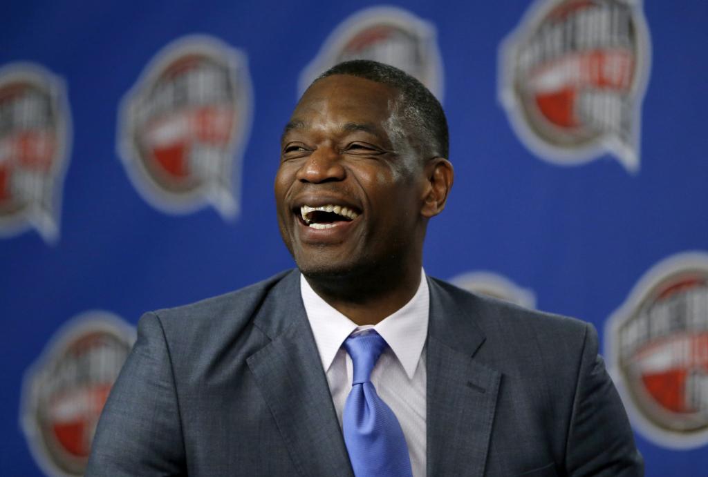 Dekembe Mutombo durante una rueda de prensa del Hall of Fame.