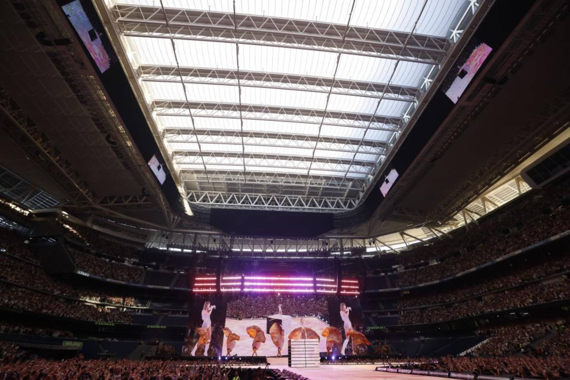El estadio Santiago Bernabéu en uno de los conciertos.