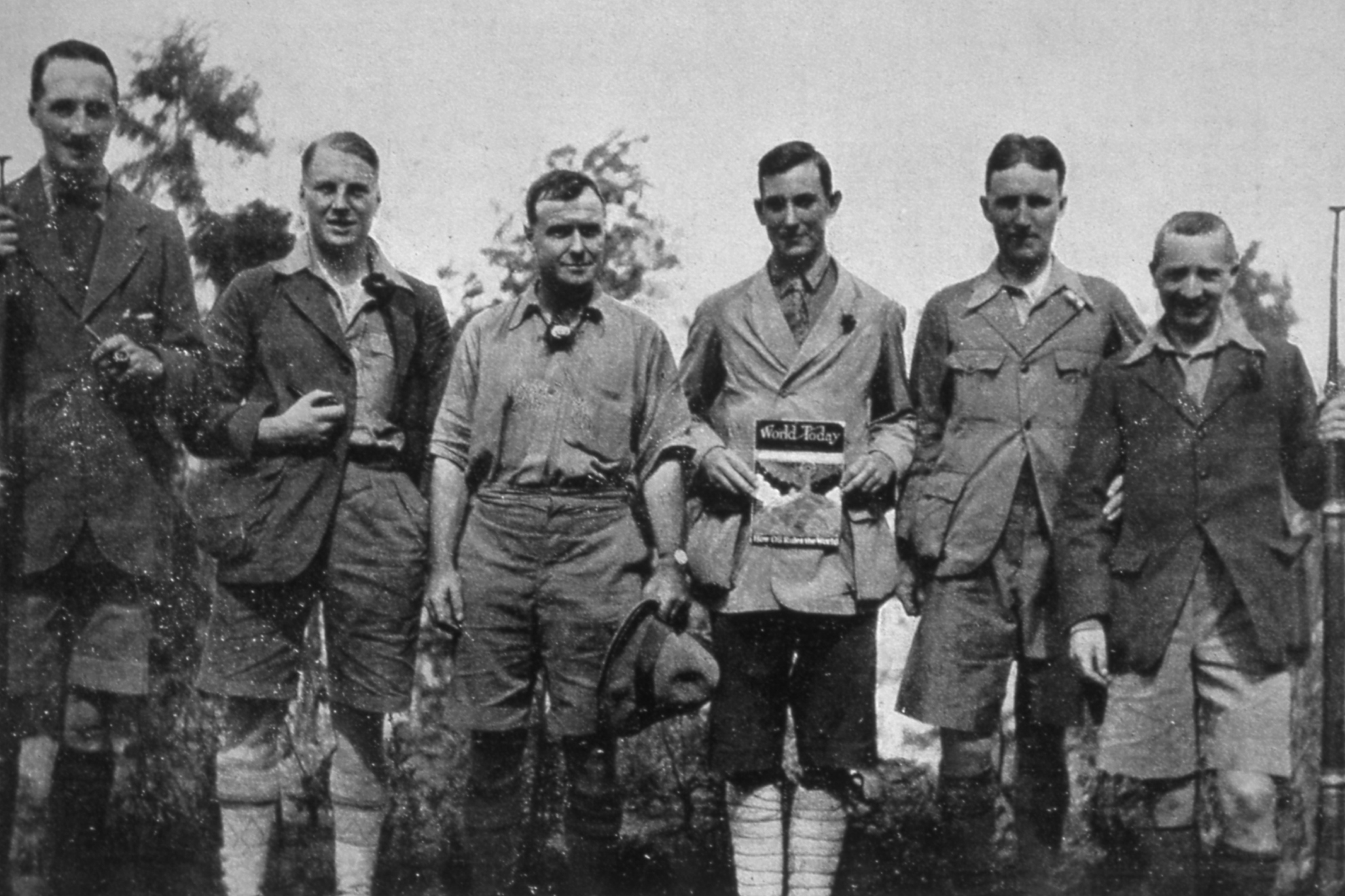 Andrew Irvine, segundo por la izquierda, junto al resto de la expedición británica que intentó escalar el Everest en 1924.