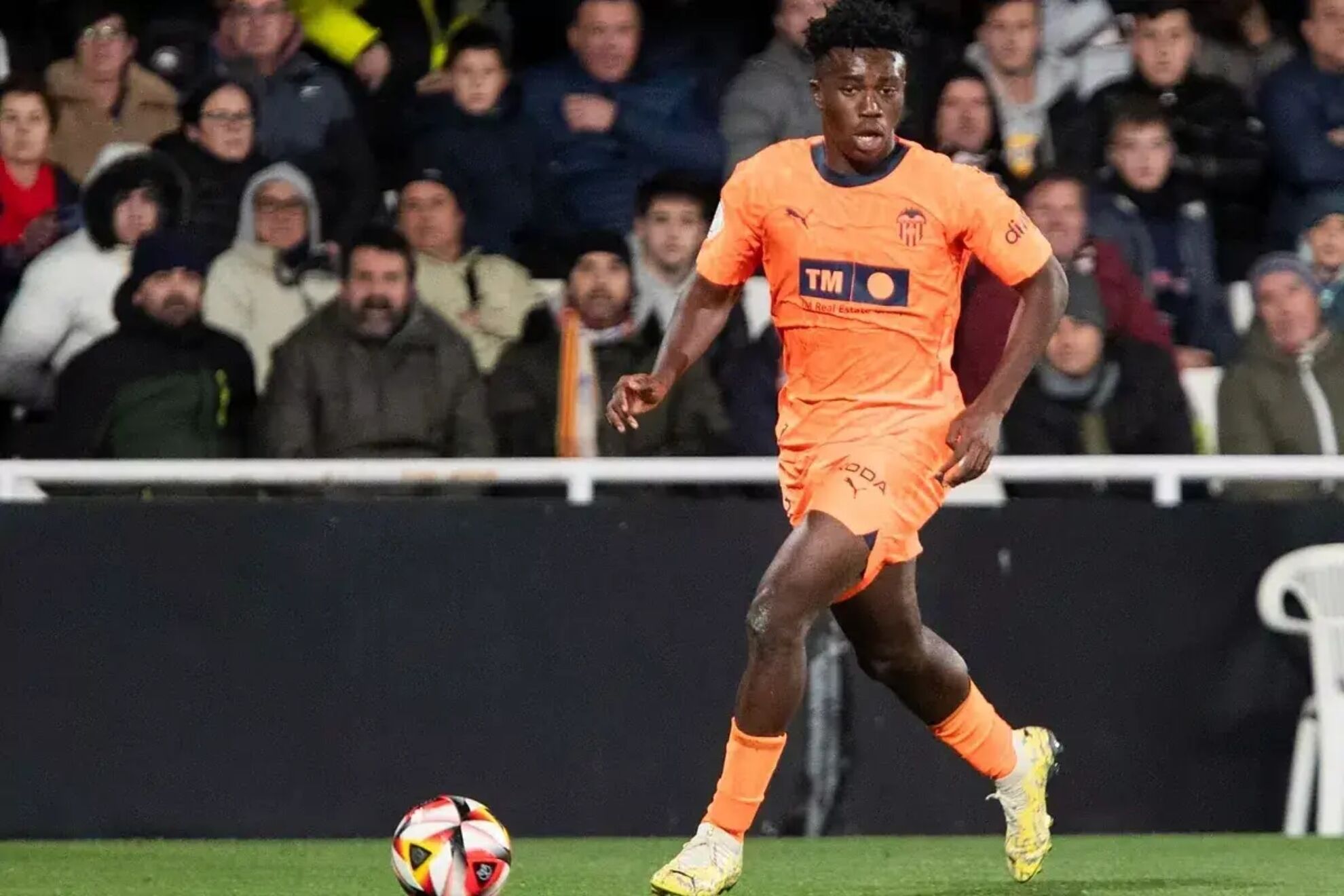 David Albelda in action for Valencia CF