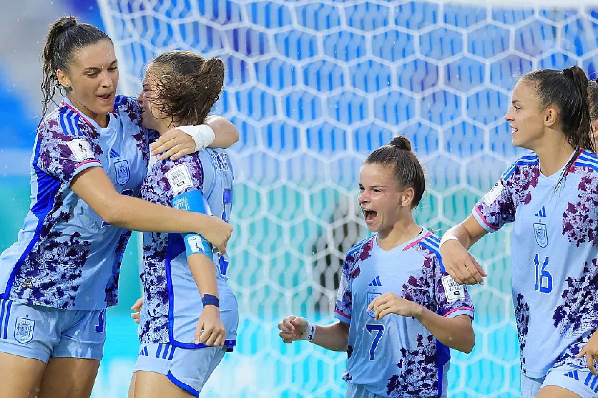 La selección femenina sub-17 avanzó a cuartos de final con paso firme