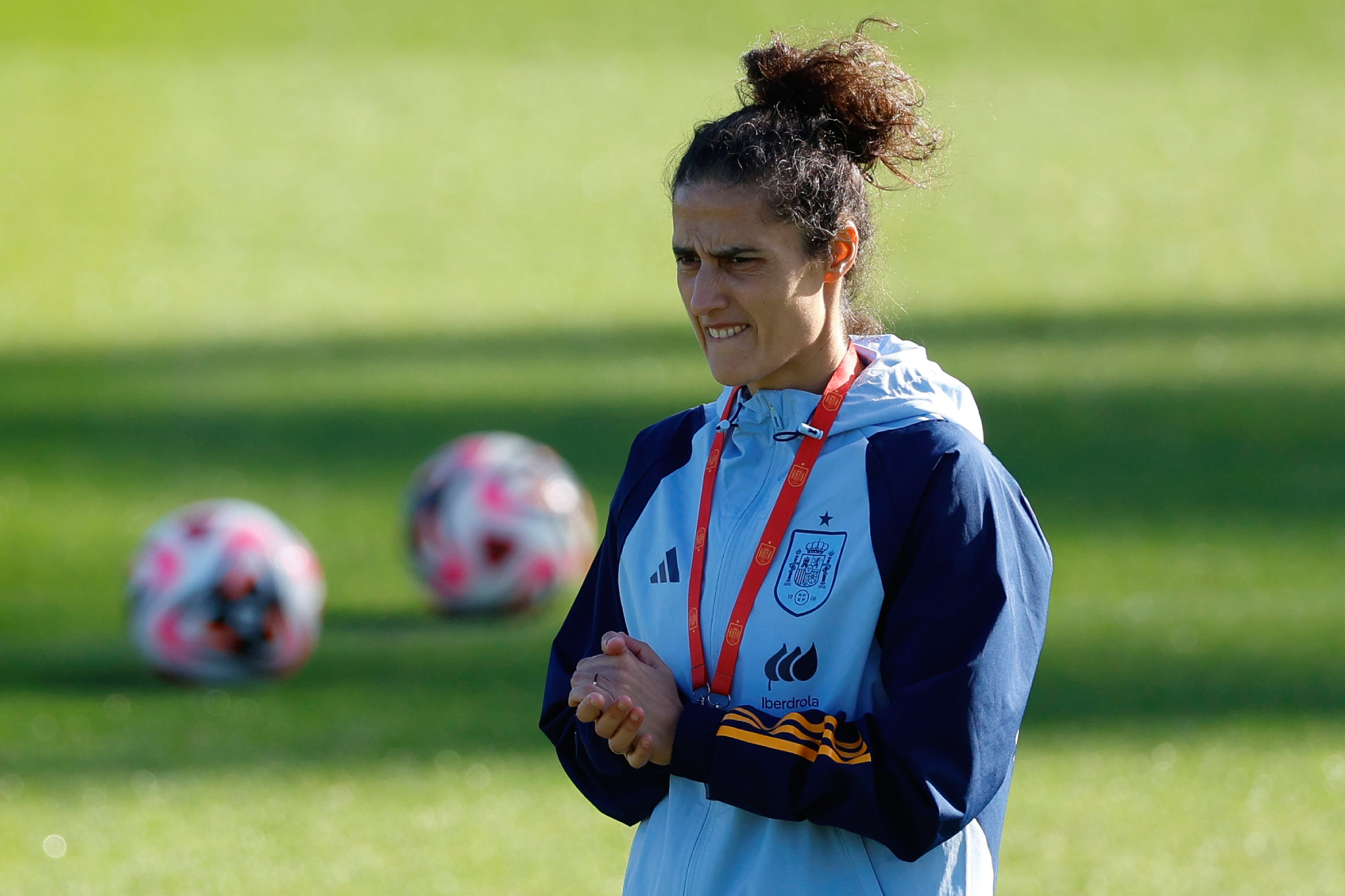 Montse Tomé, durante un entrenamiento en la Ciudad del Fútbol de Las Rozas