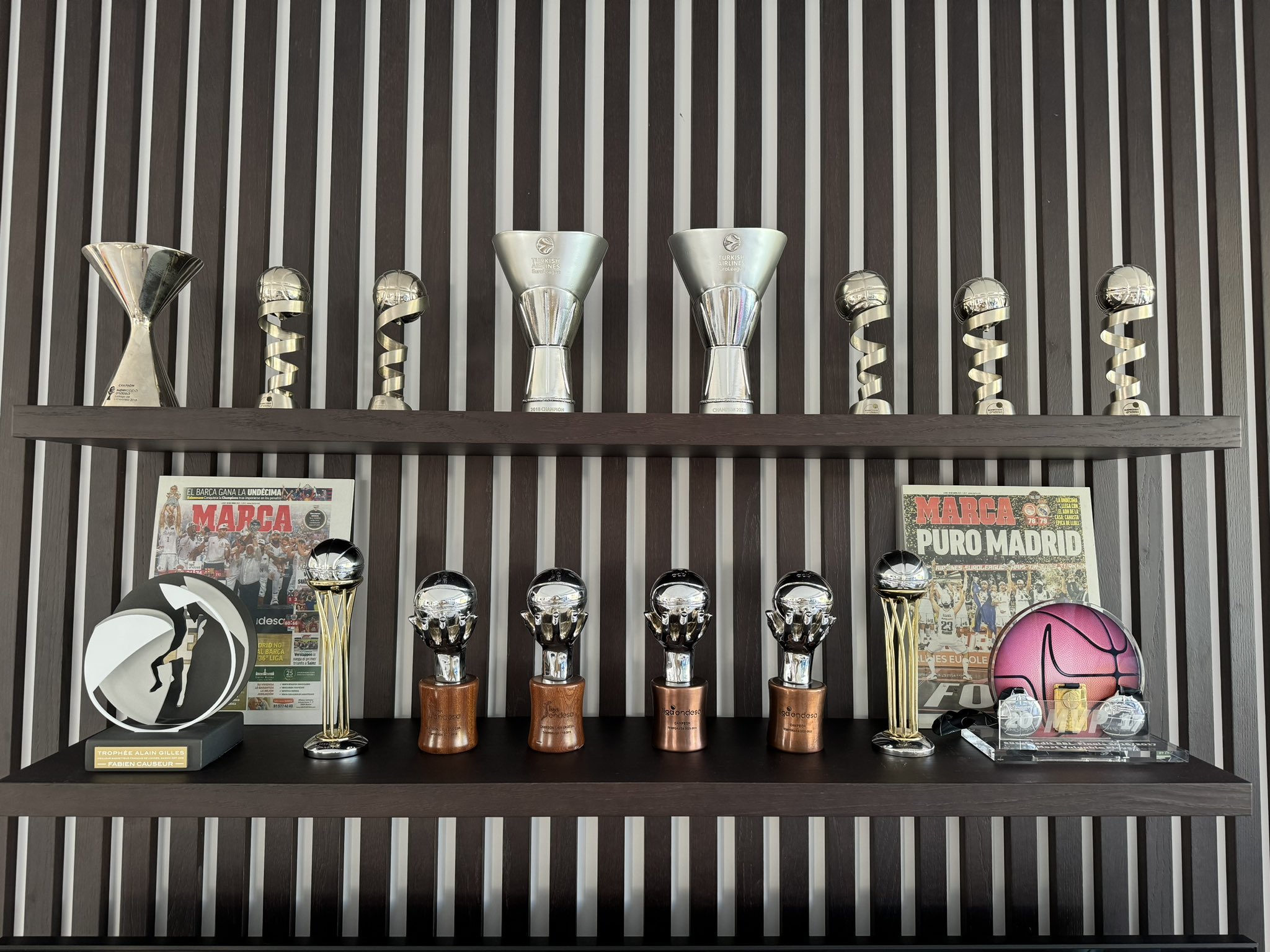 La vitrina de trofeos de Fabien Causeur.