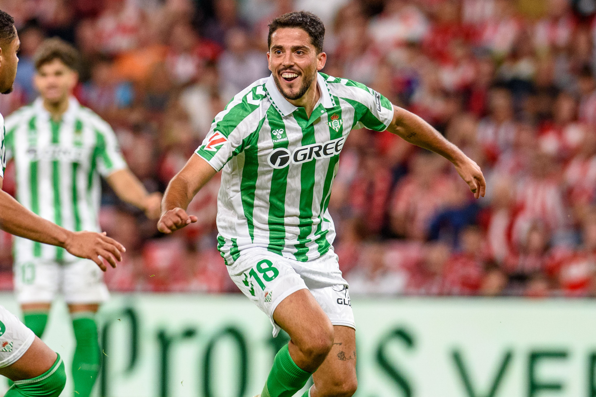 Fornals celebra su gol en San Mamés.