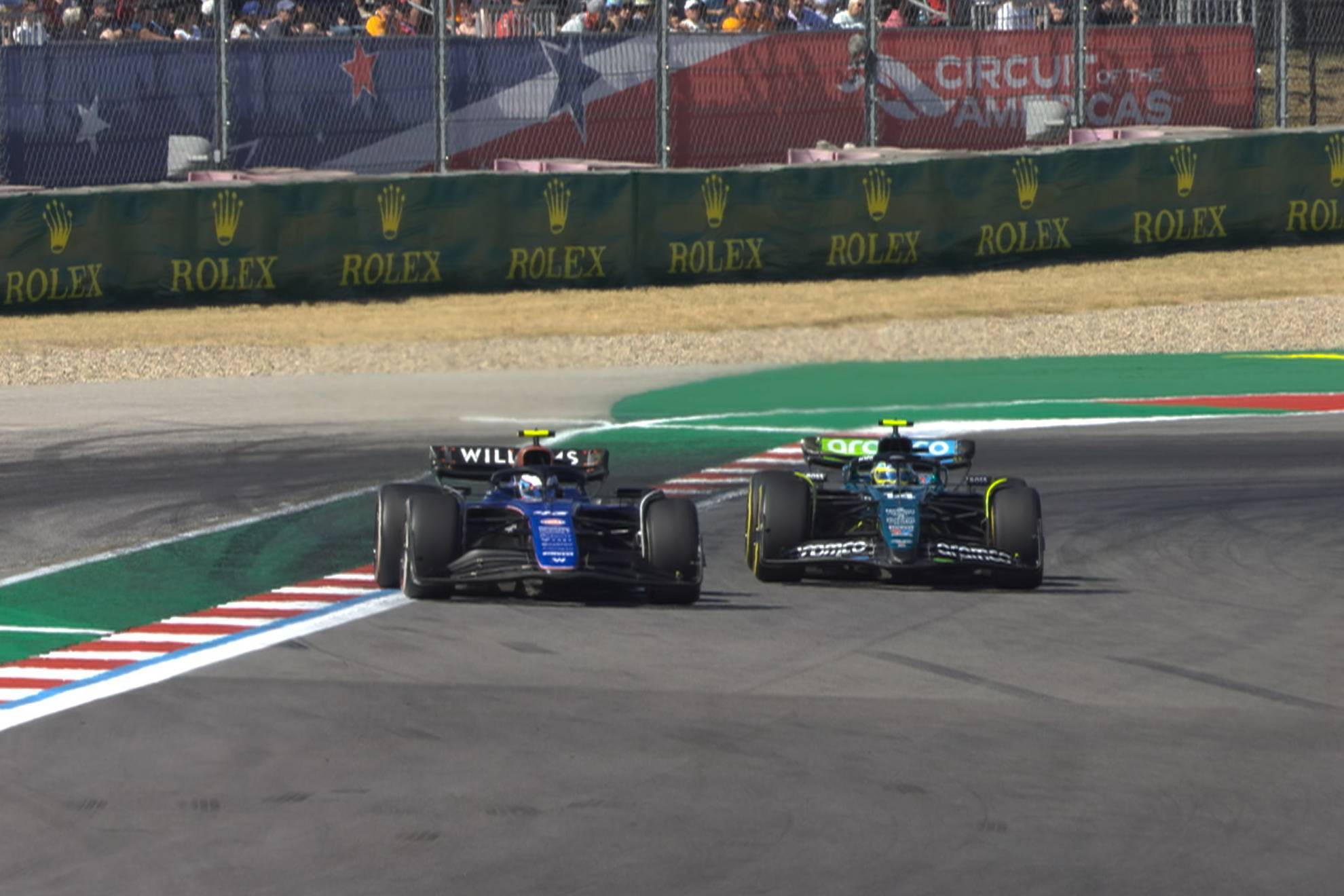 Colapinto, en el momento de adelantar a Alonso en el GP de Estados Unidos.
