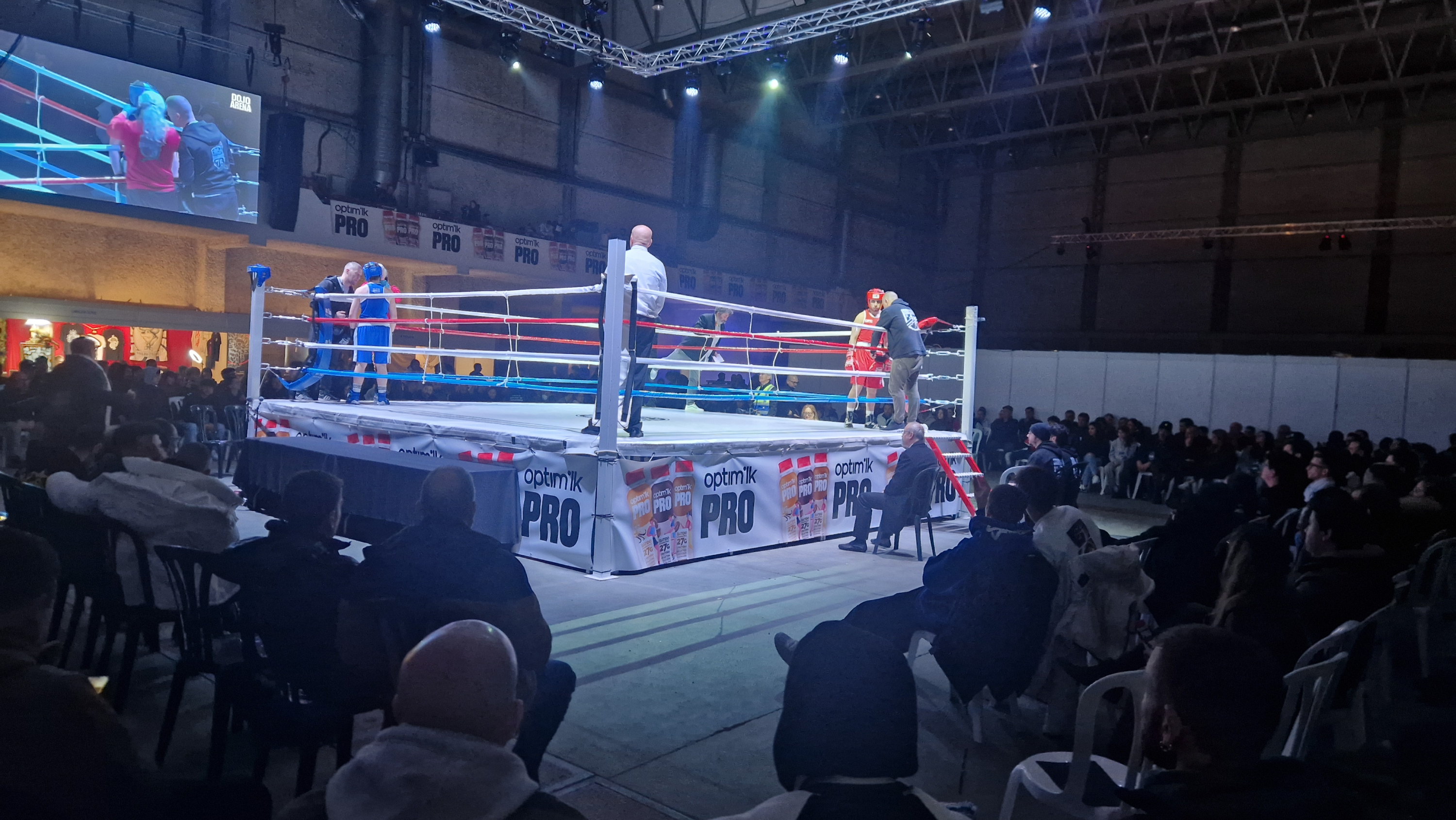 Velada de boxeo del Optimilk DOJO Arena.