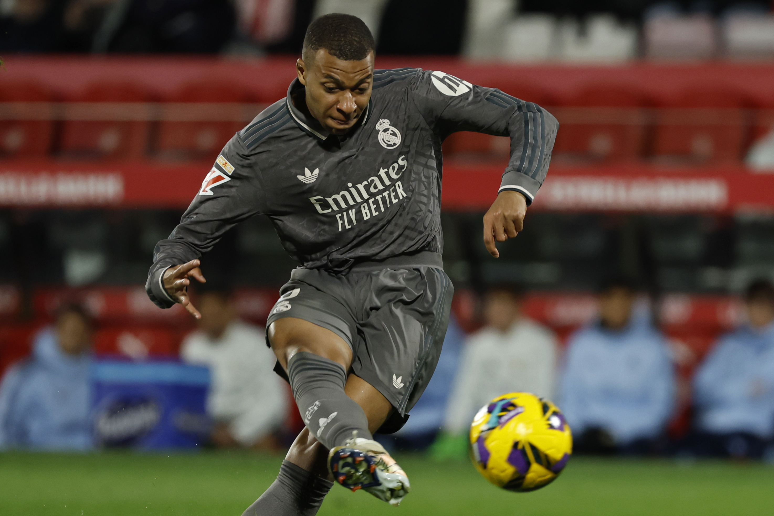 Mbappé durante el partido ante el Girona