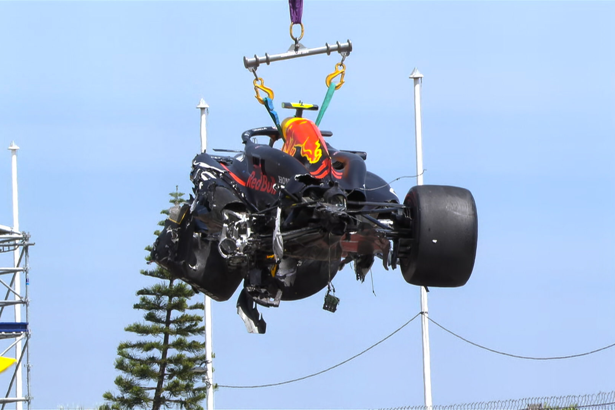 El Red Bull de Checo Pérez, tras su accidente este año en Mónaco