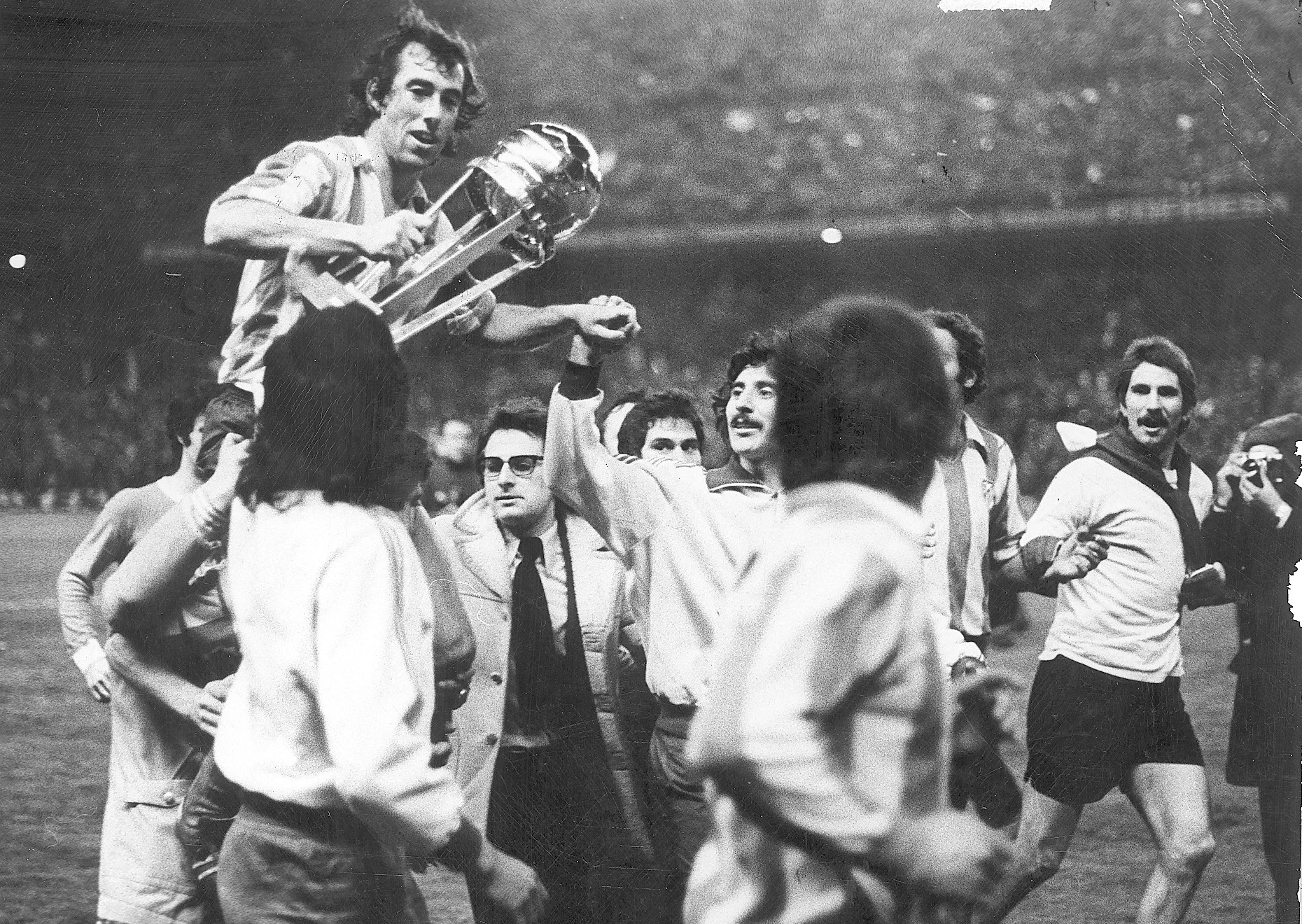 El Atlético, campeón en la temporada 1974-75