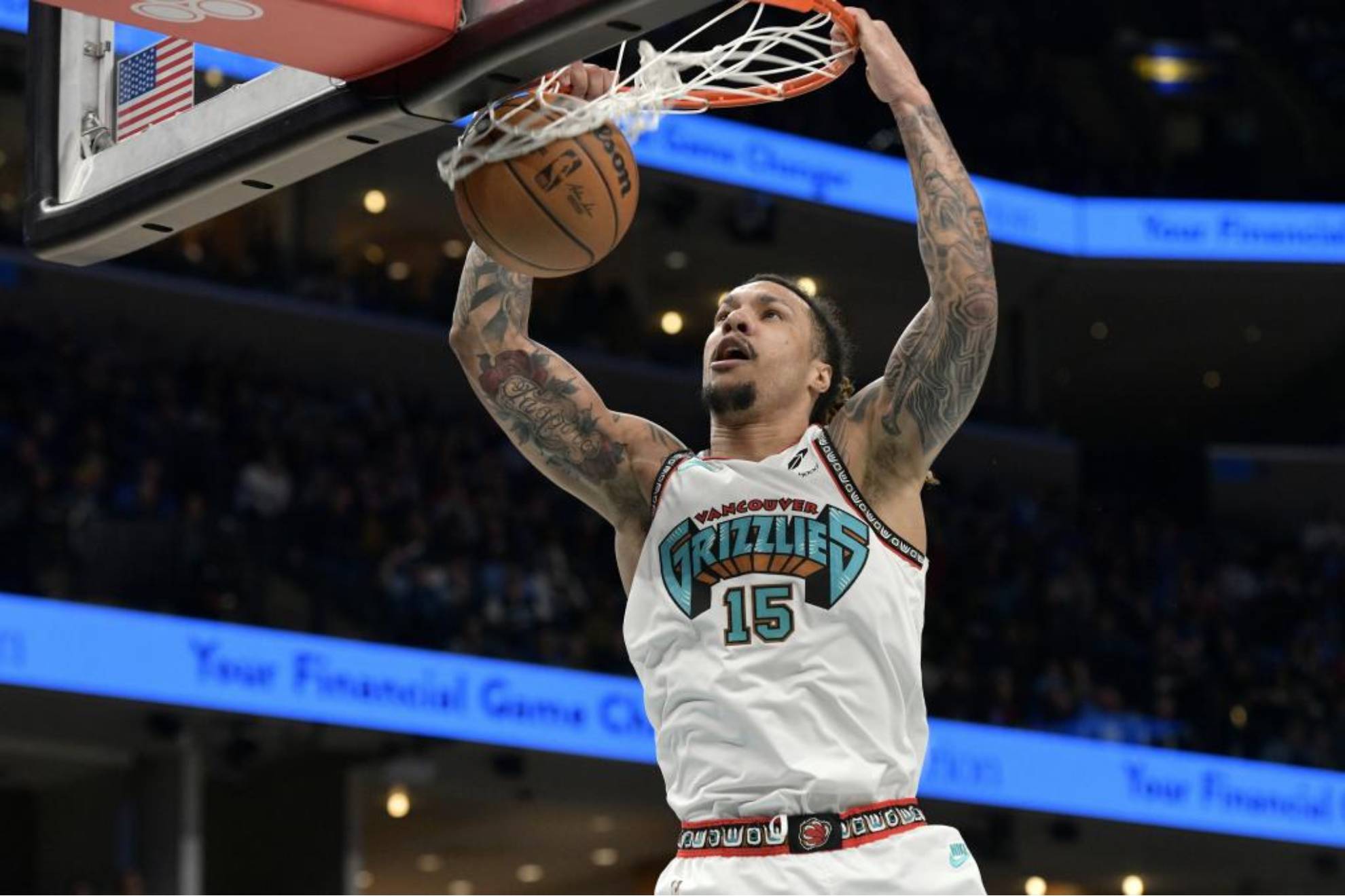 Clarke crushes the rim for the Raptors in the beating of the Grizzlies.