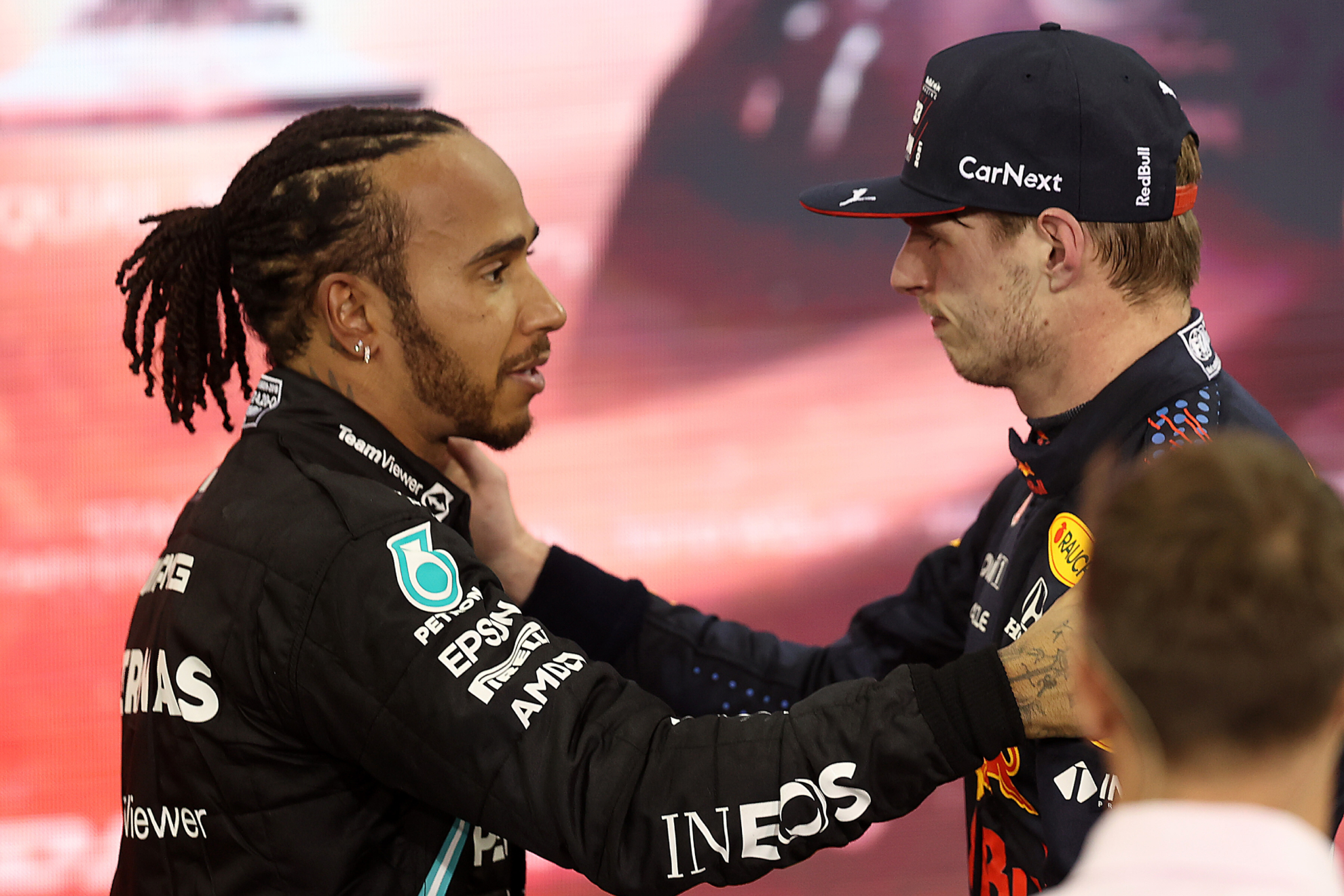 Lewis Hamilton y Max Verstappen, en Abu Dhabi 2021