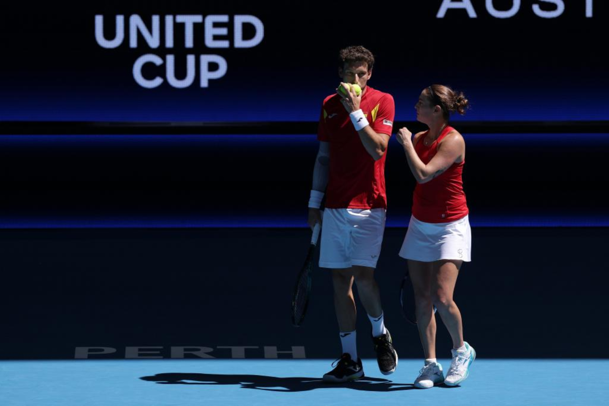 Pablo Carreño e  Ivonne Cavallé-Reimers, en el dobles mixto ante Rybakina y Shevchenko en la United Cup.