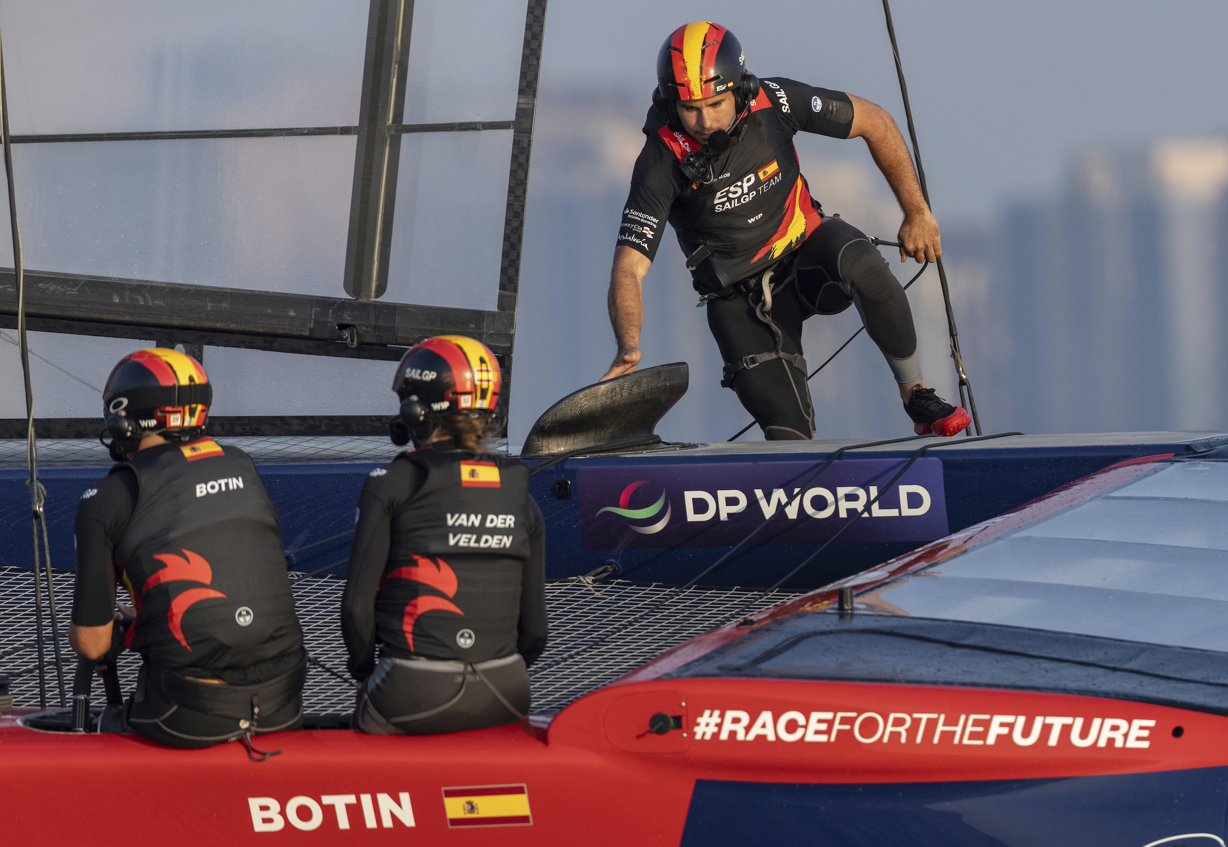 Integrantes del equipo español de SailGP.