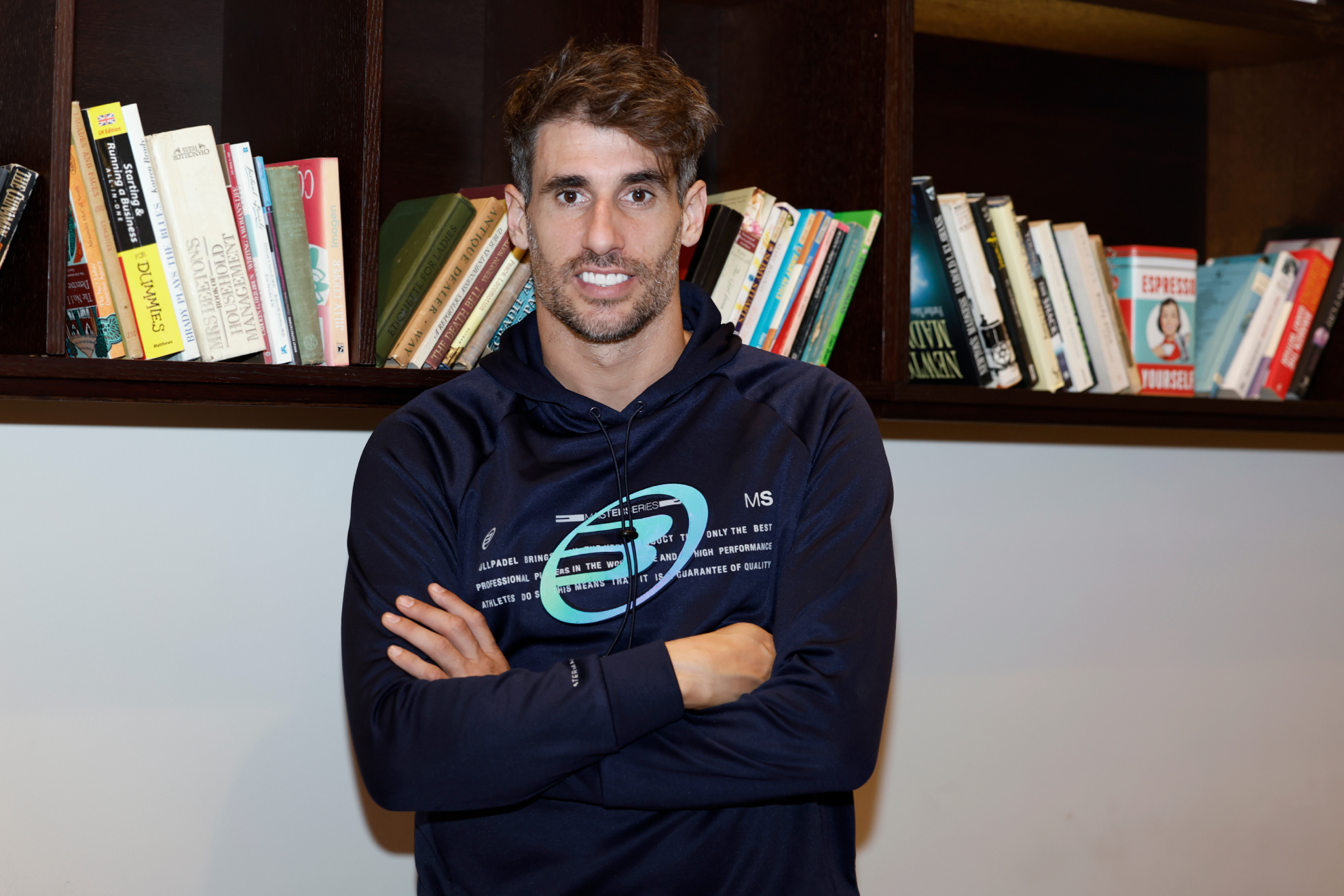 Javi Martínez, posando tras la entrevista con MARCA en Doha.