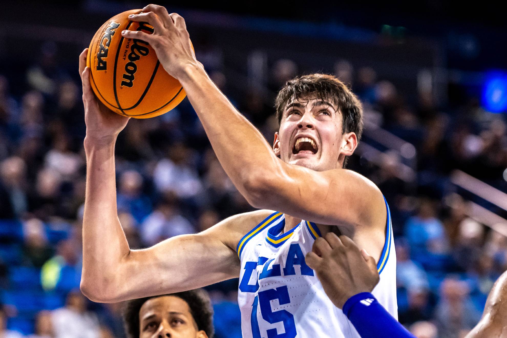 La pesadilla de Aday Mara en UCLA: el pívot español no acaba de despuntar en la NCAA