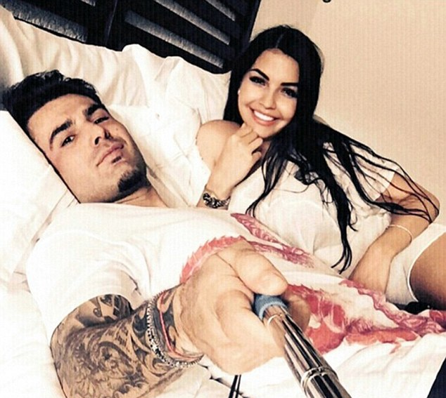 Adrian Mutu la stella "vampiro" che ha optato per il Pallone d'Oro