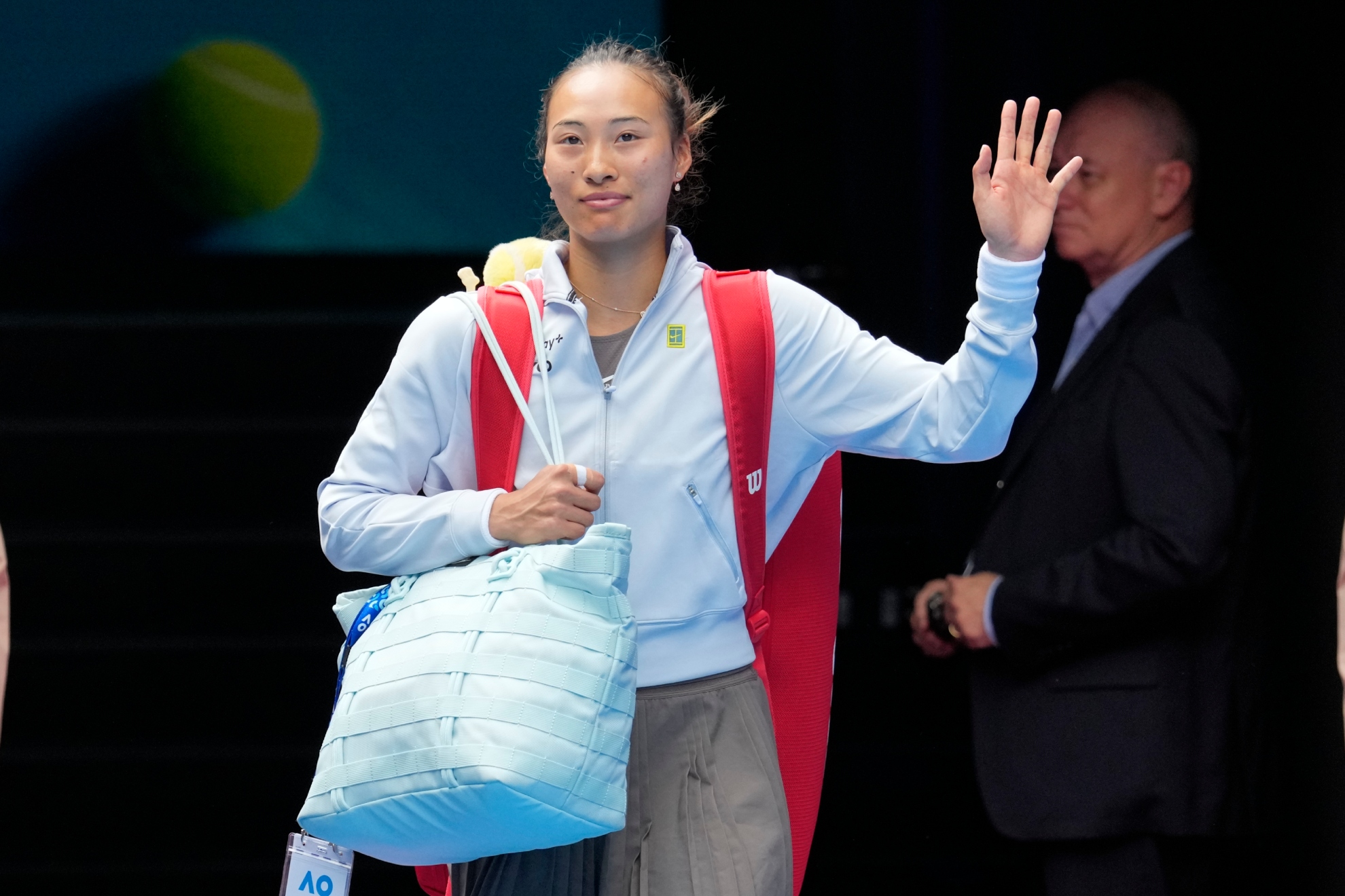 Qinwen Zheng sale a la Rod Laver Arena.