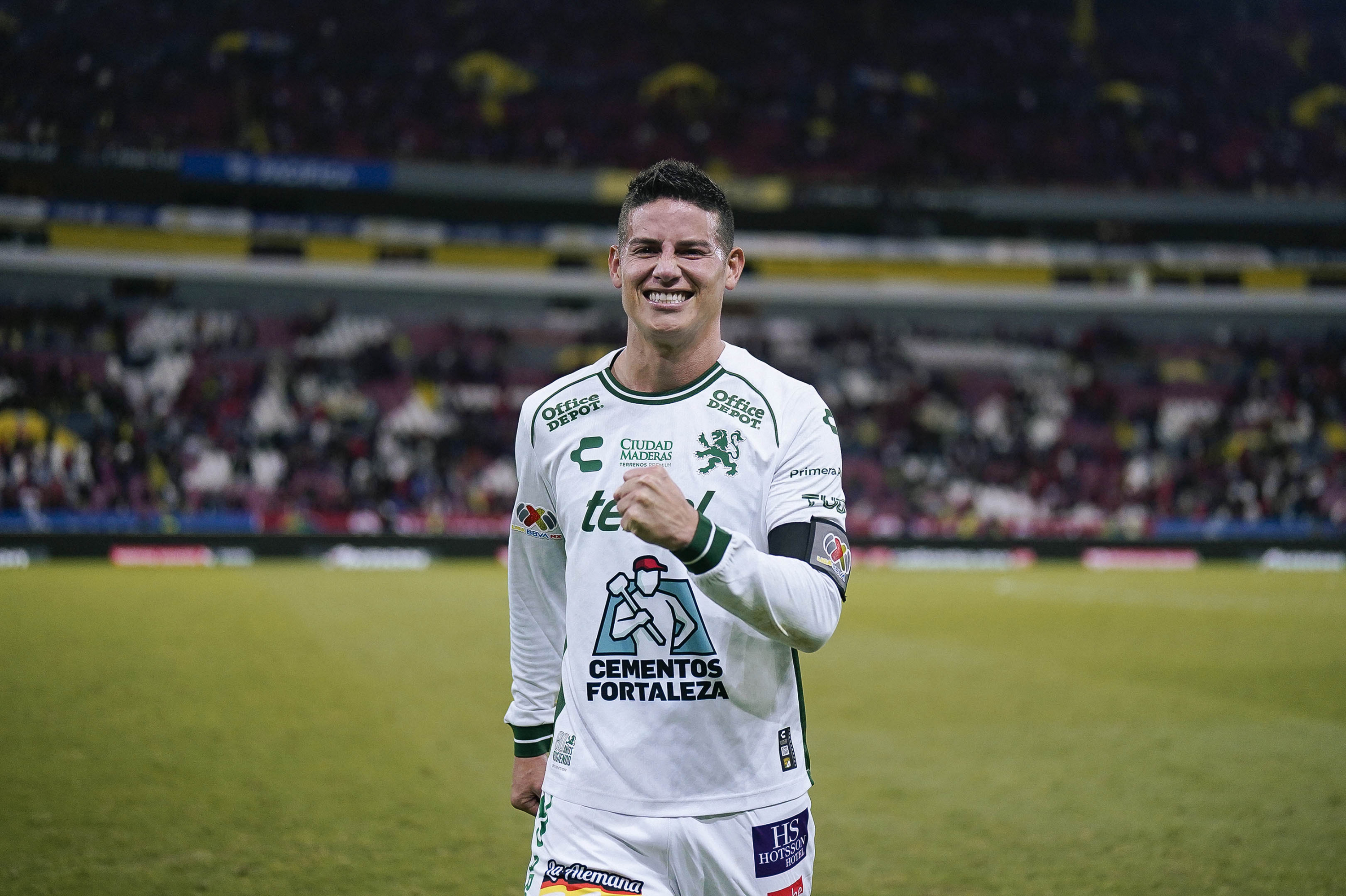 James Rodríguez celebrating victory with Club León