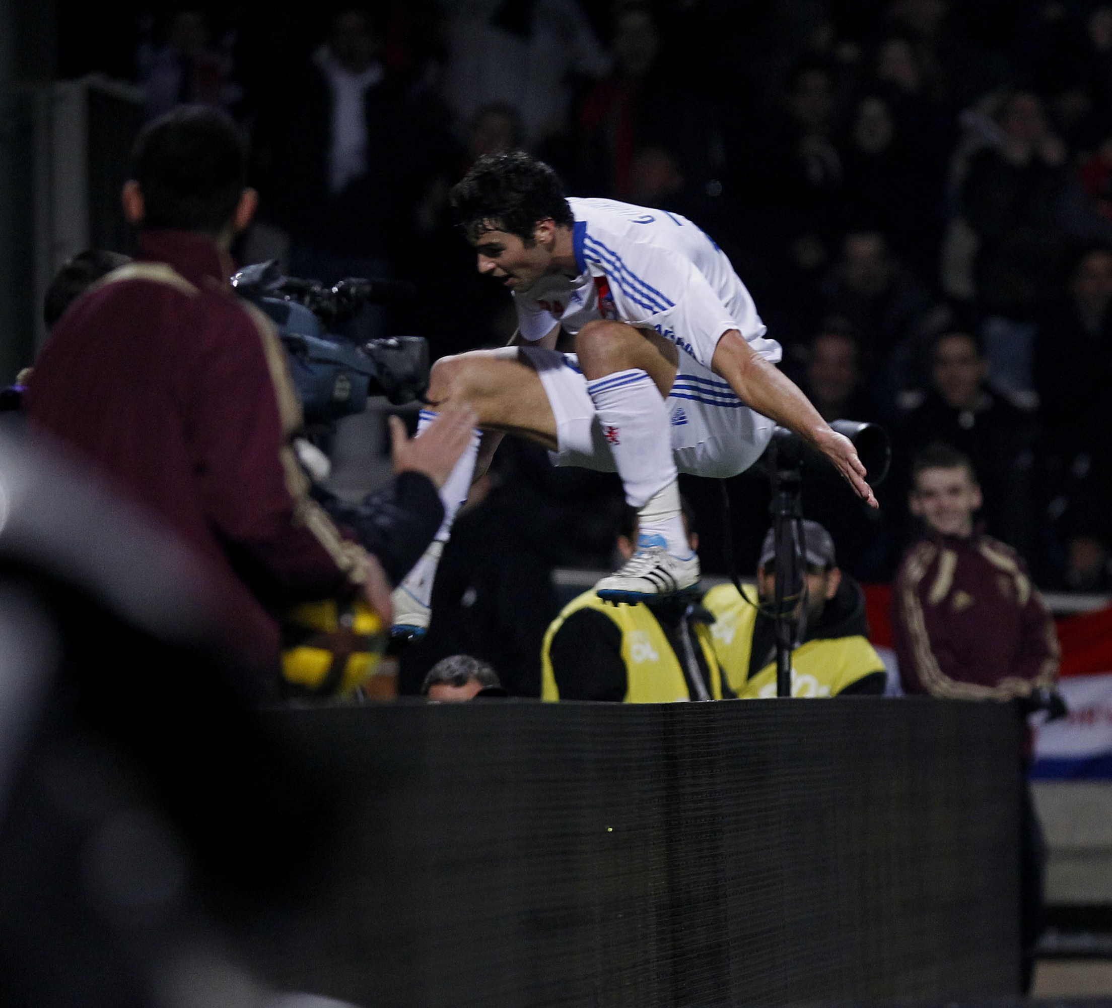 Yoann Gourcuff gioca con l'Olympique Lione