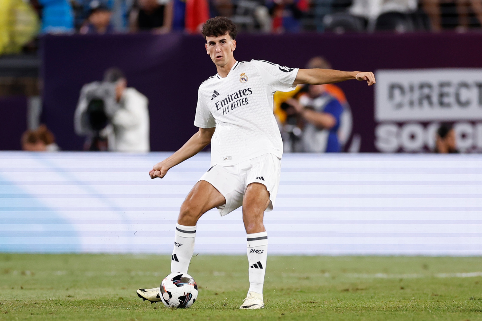 Jacobo Ramón se suma a la fiesta de los debuts en el Real Madrid