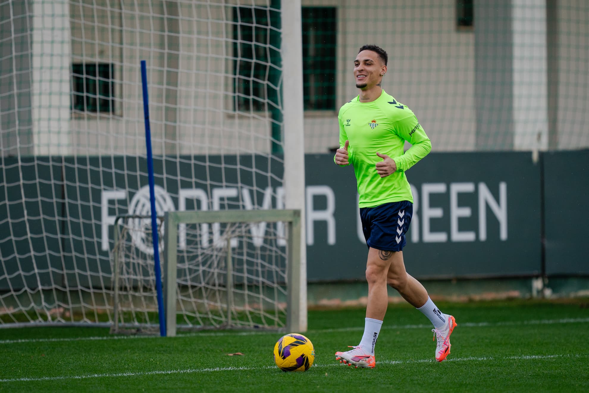 Antonio, entrenamiento en la ciudad deportiva