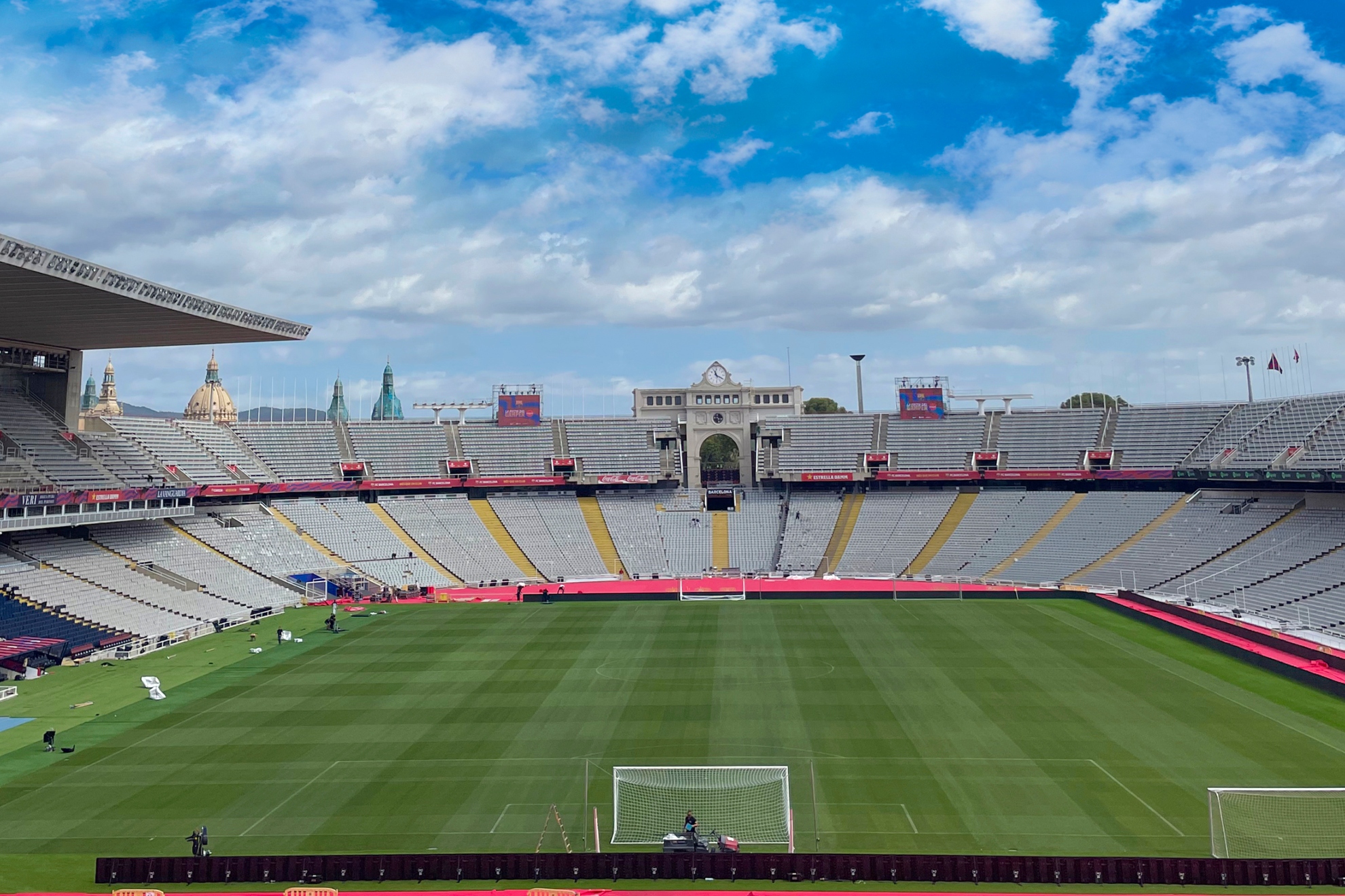 Vista del estadio de Montjuïc.
