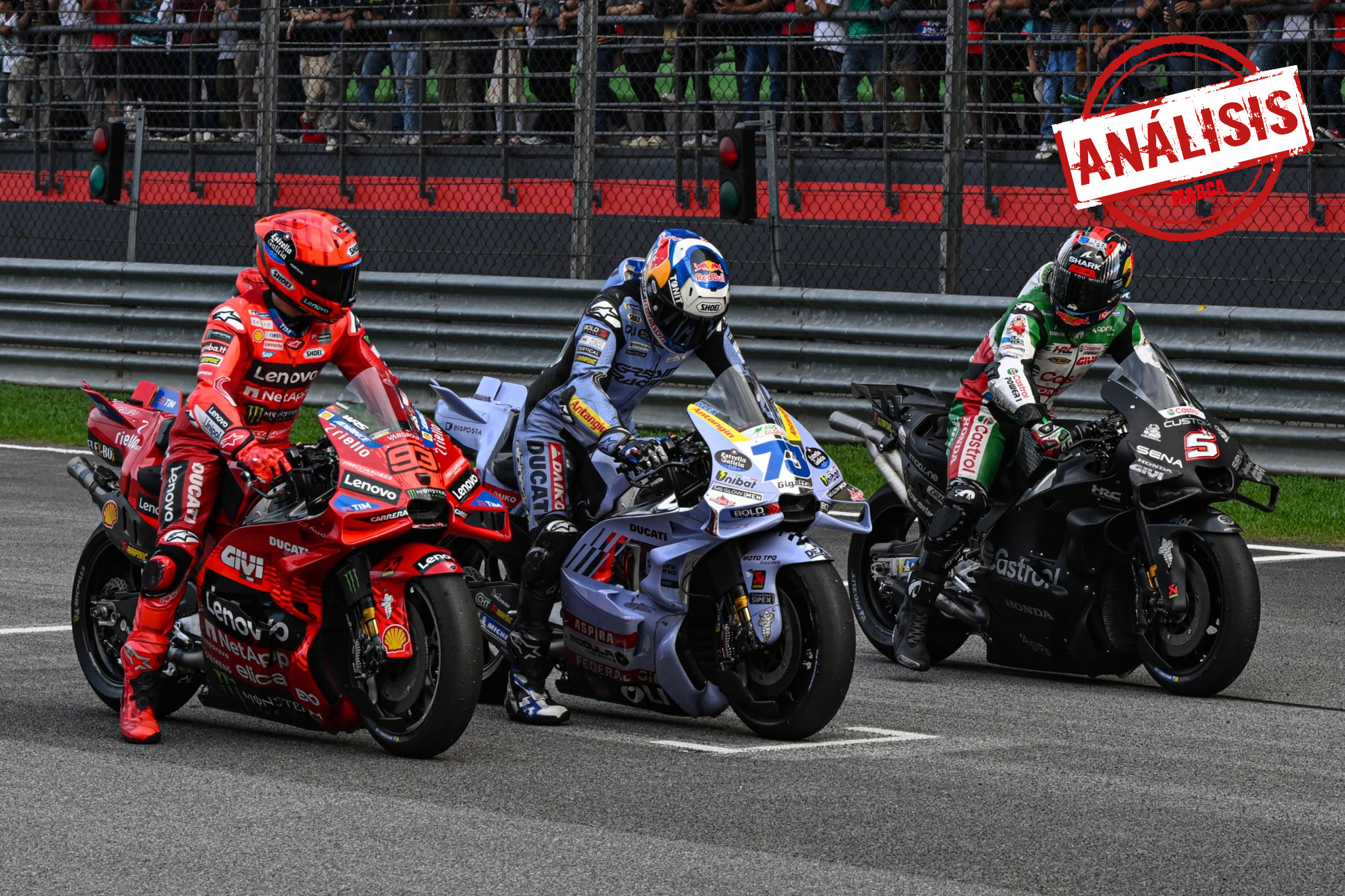 Marc Márquez, Álex Márquez y Zarco, ensayando una salida en Sepang.