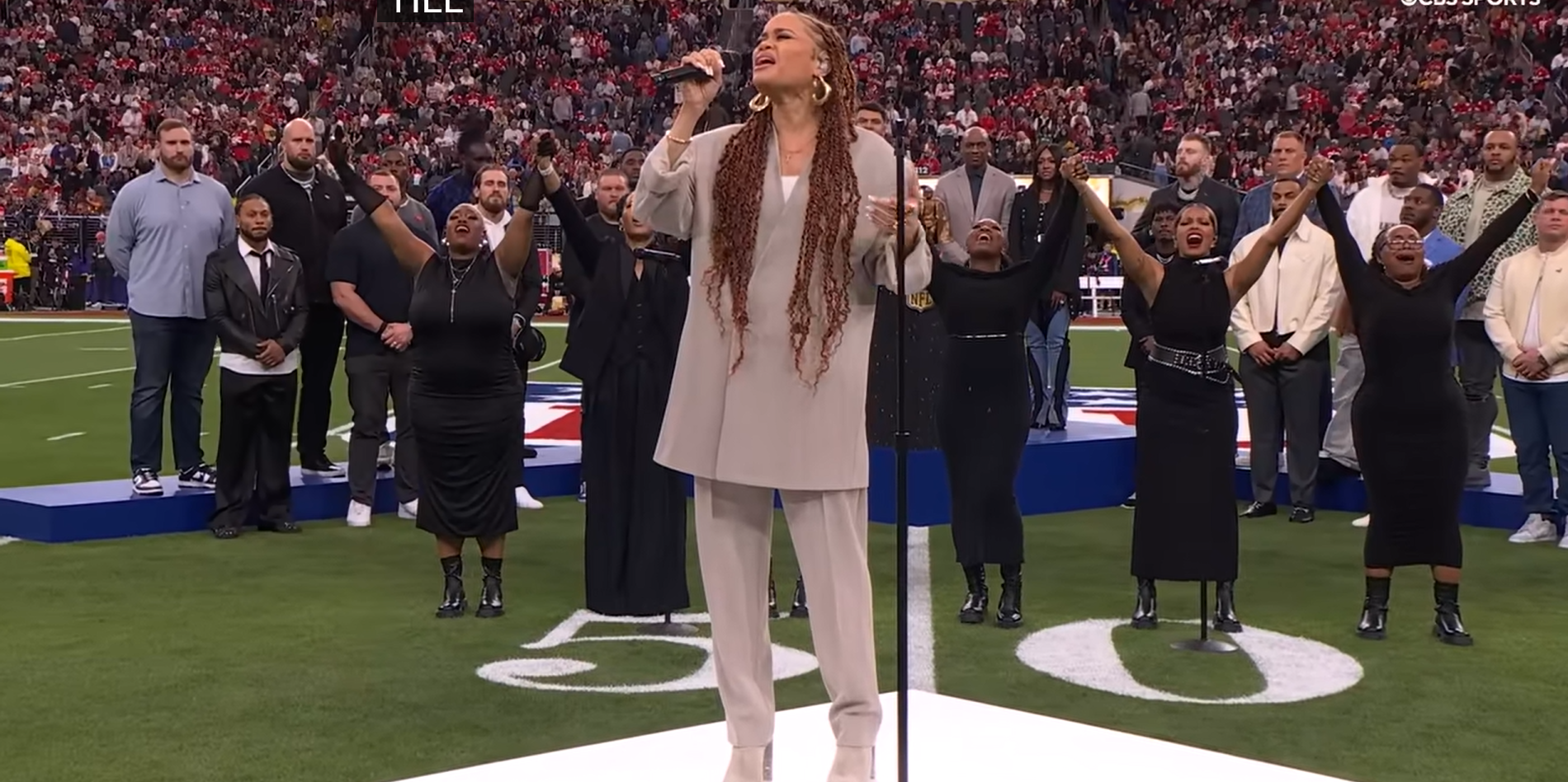 Andra Day intepreta el himno en 2024