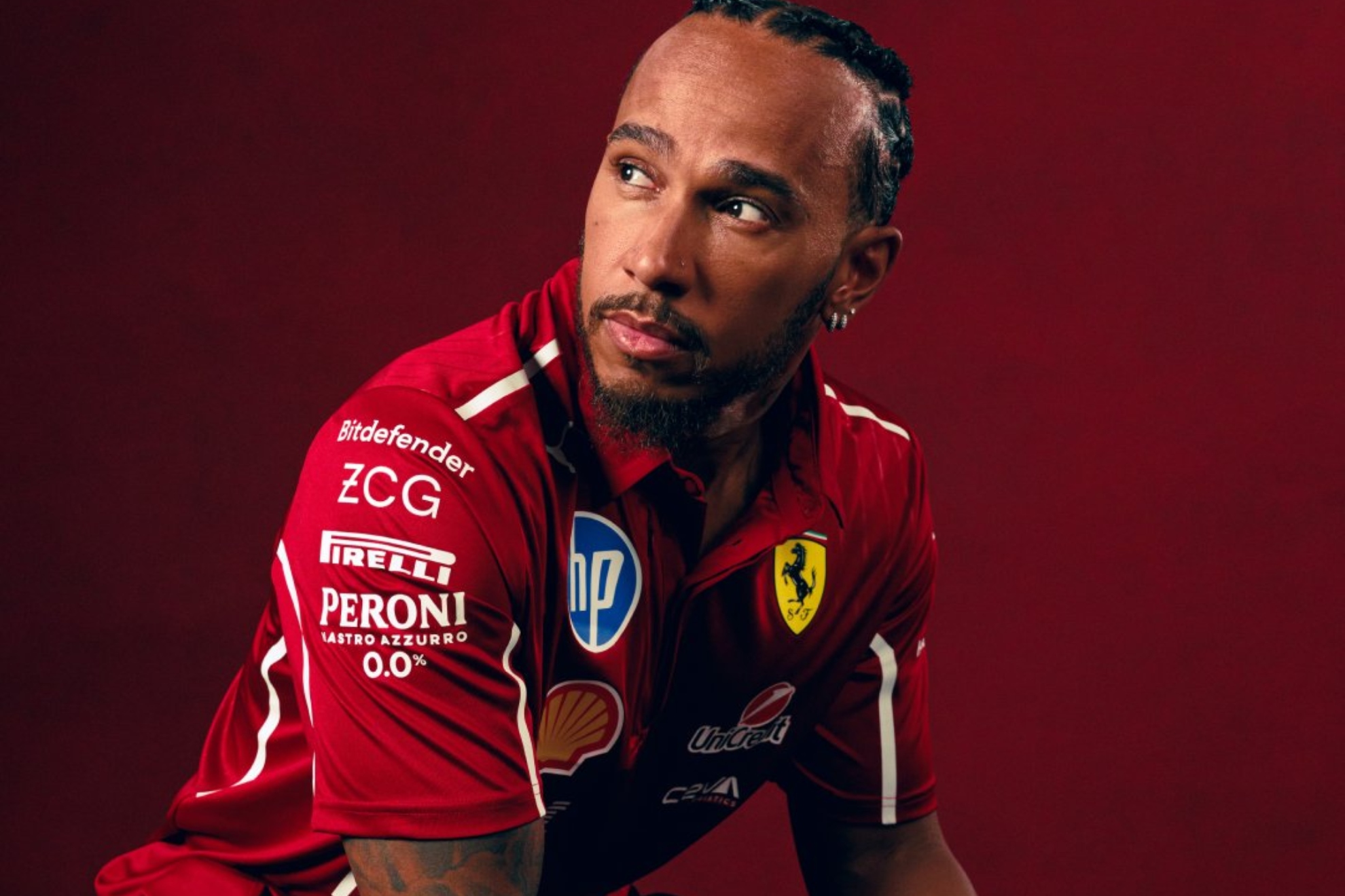 Hamilton, con Ferrari.