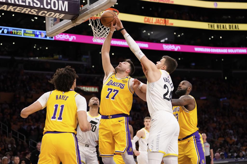 Las mejores imágenes del debut de Luka Doncic con Los Angeles Lakers ...