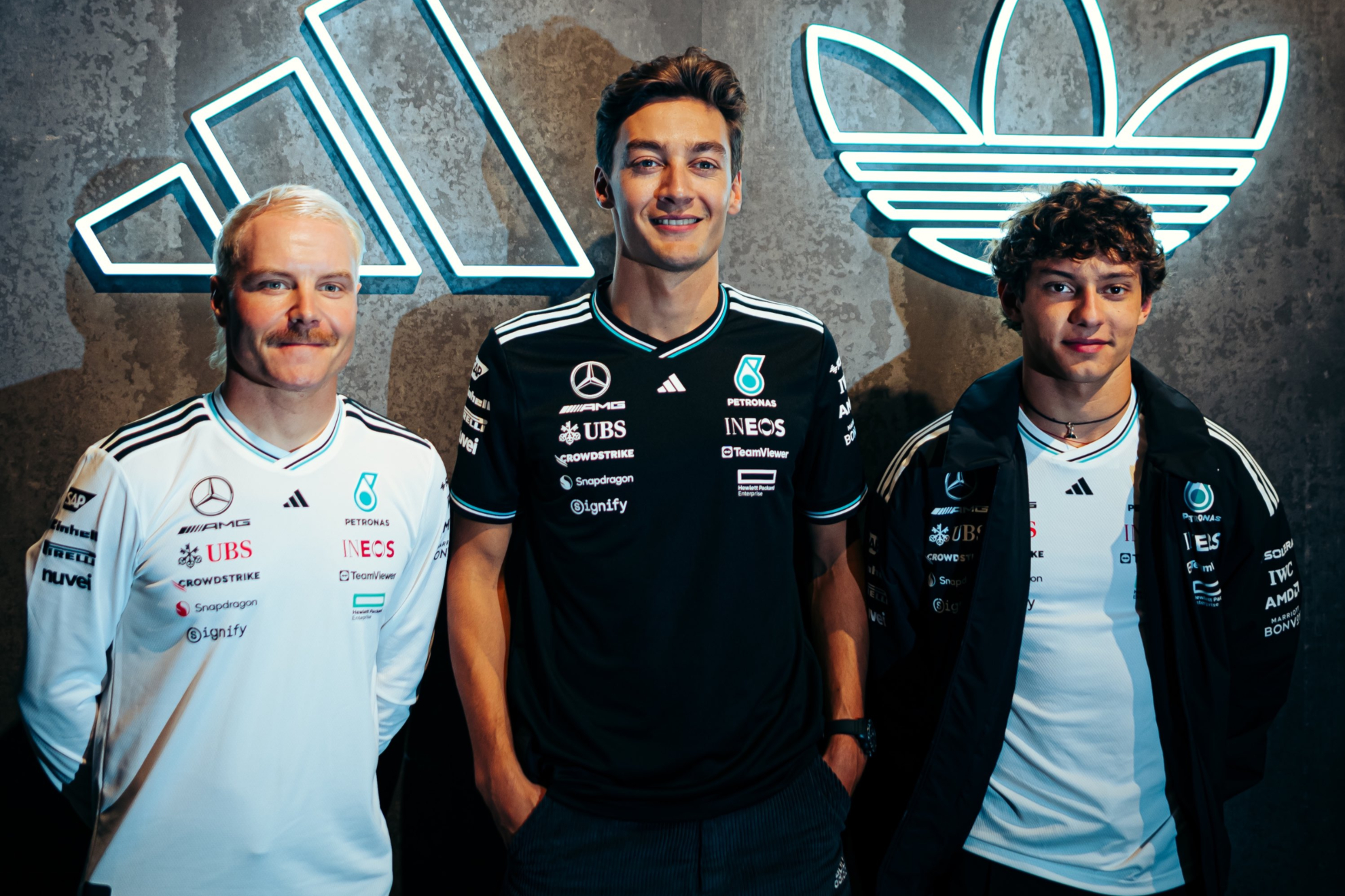 Bottas, Russell y Antonelli.